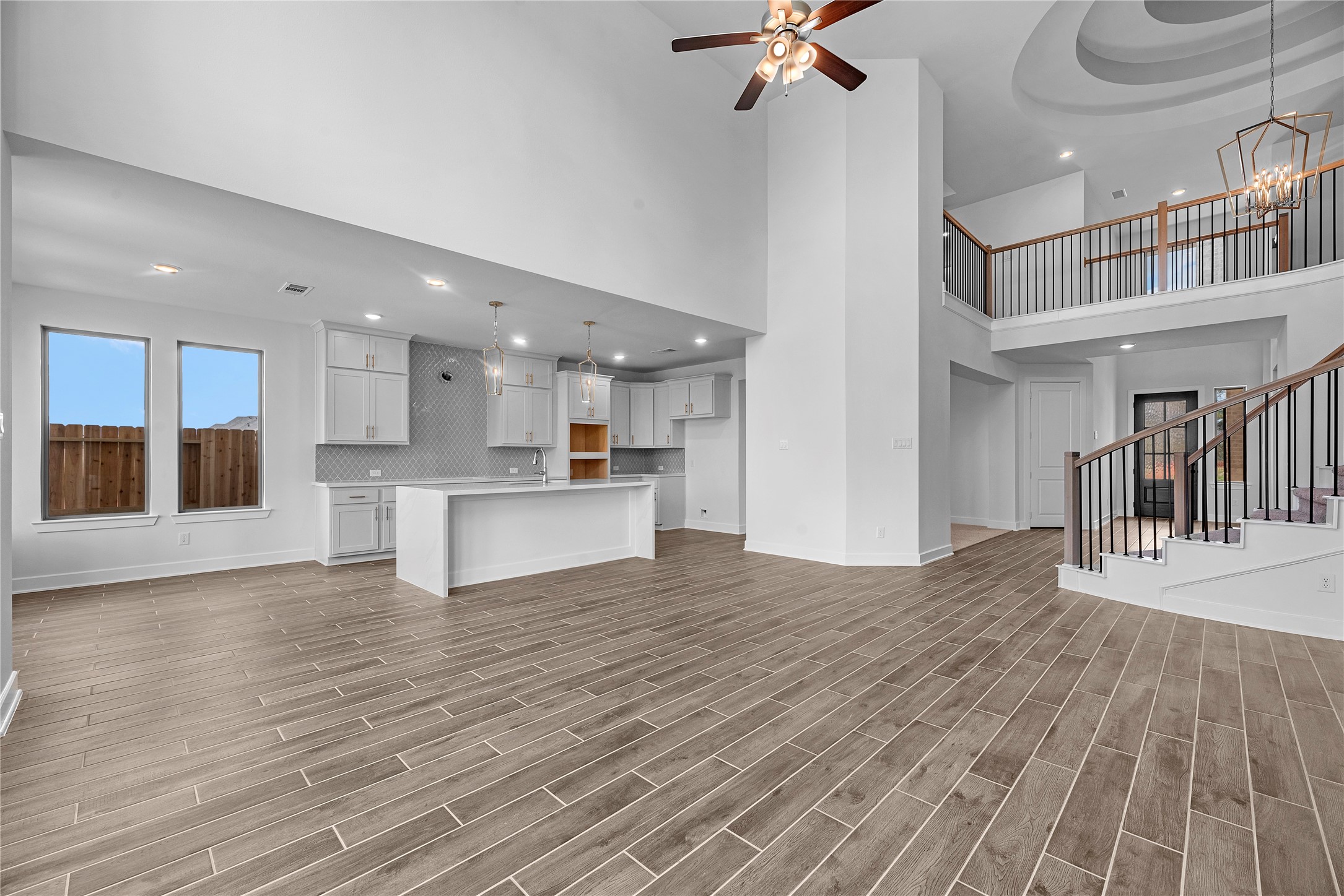 1619 Summer Pine Court Property Photo 4