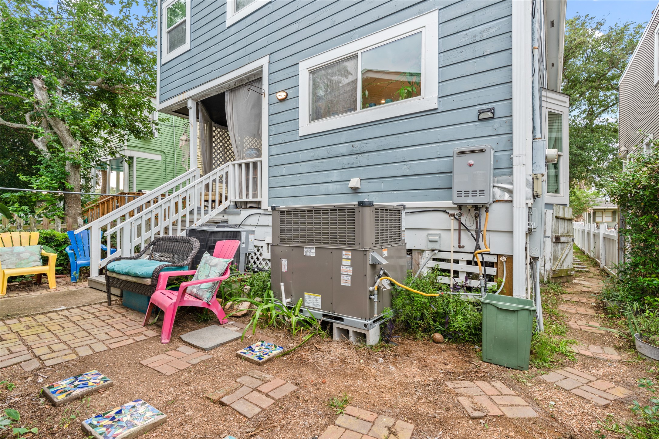 1219 Sealy Street Property Photo 37