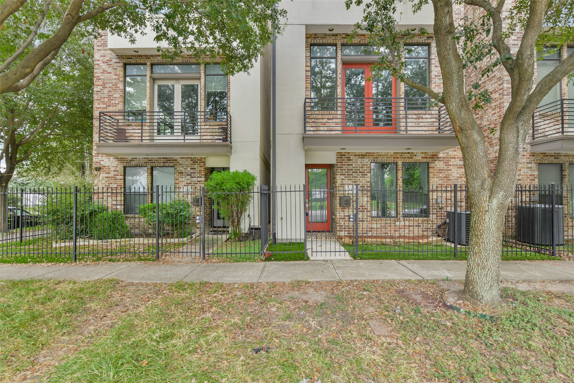 1403 Nagle Street Property Photo 1