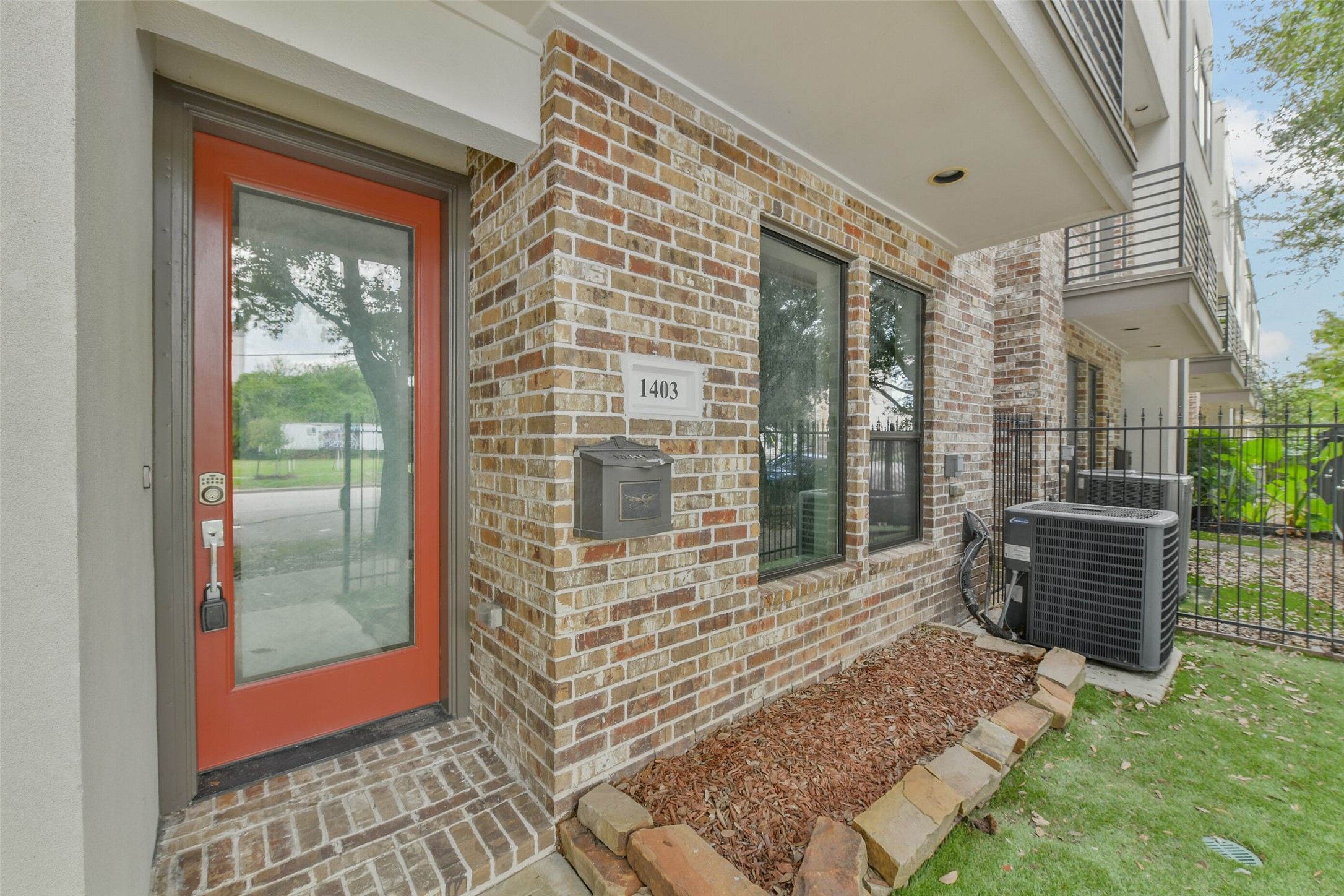 1403 Nagle Street Property Photo 2