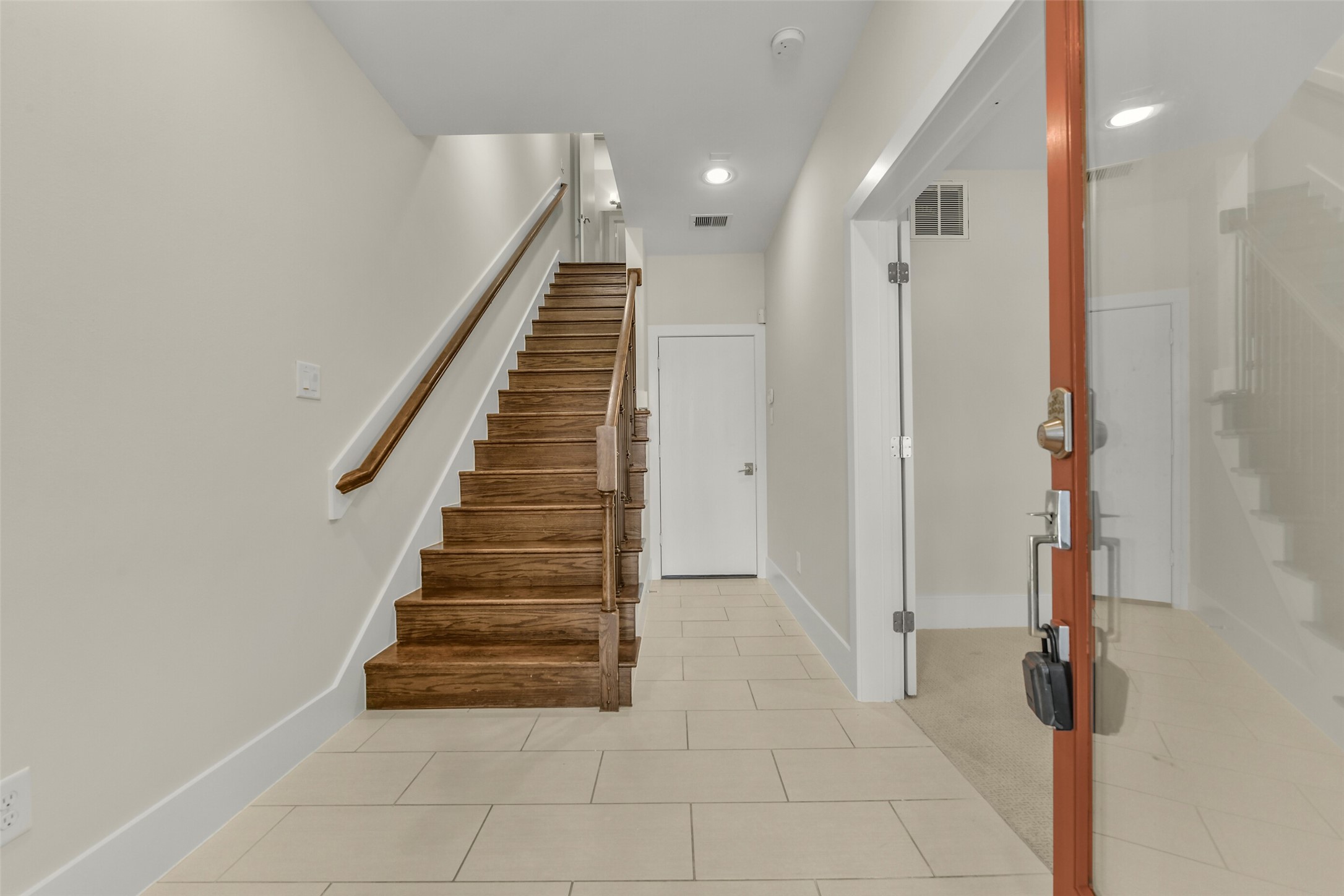 1403 Nagle Street Property Photo 3
