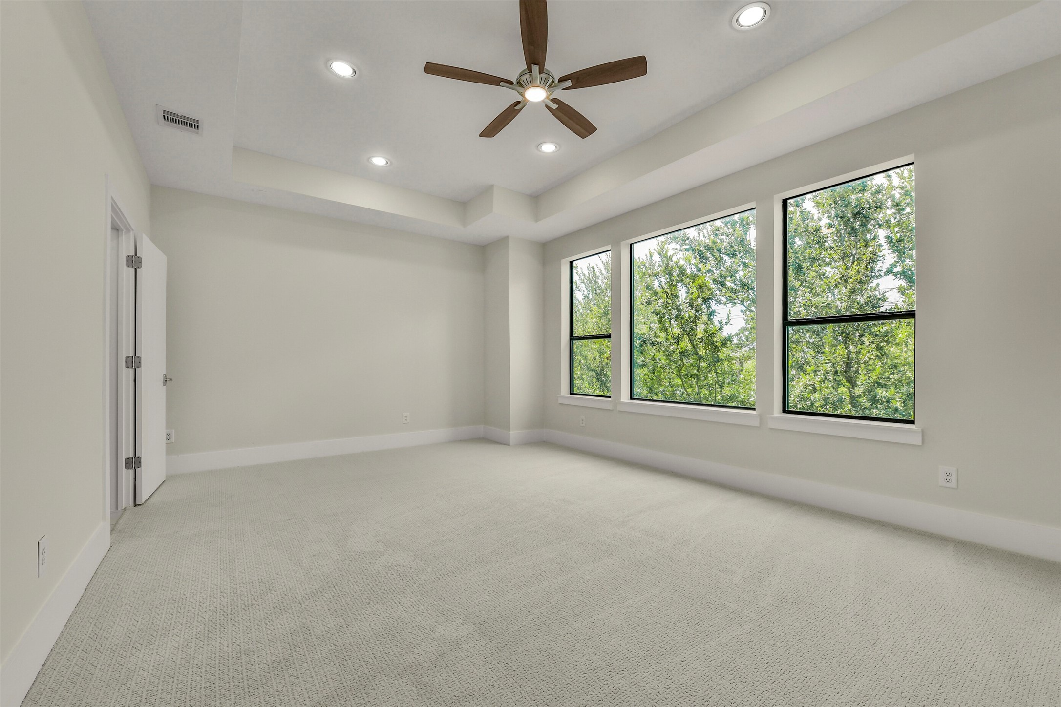 1403 Nagle Street Property Photo 18