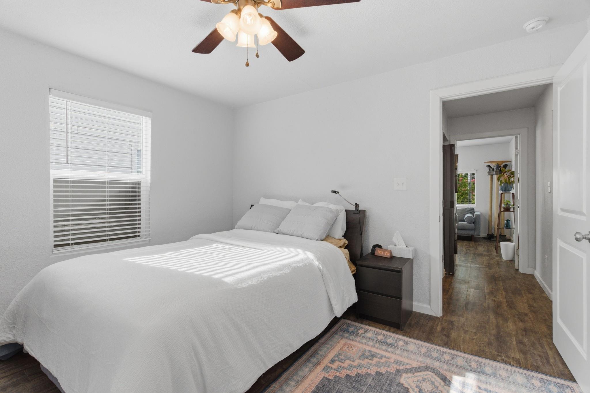 7717 Scanlock Street, Houston Tx 77012 Property Photo 27