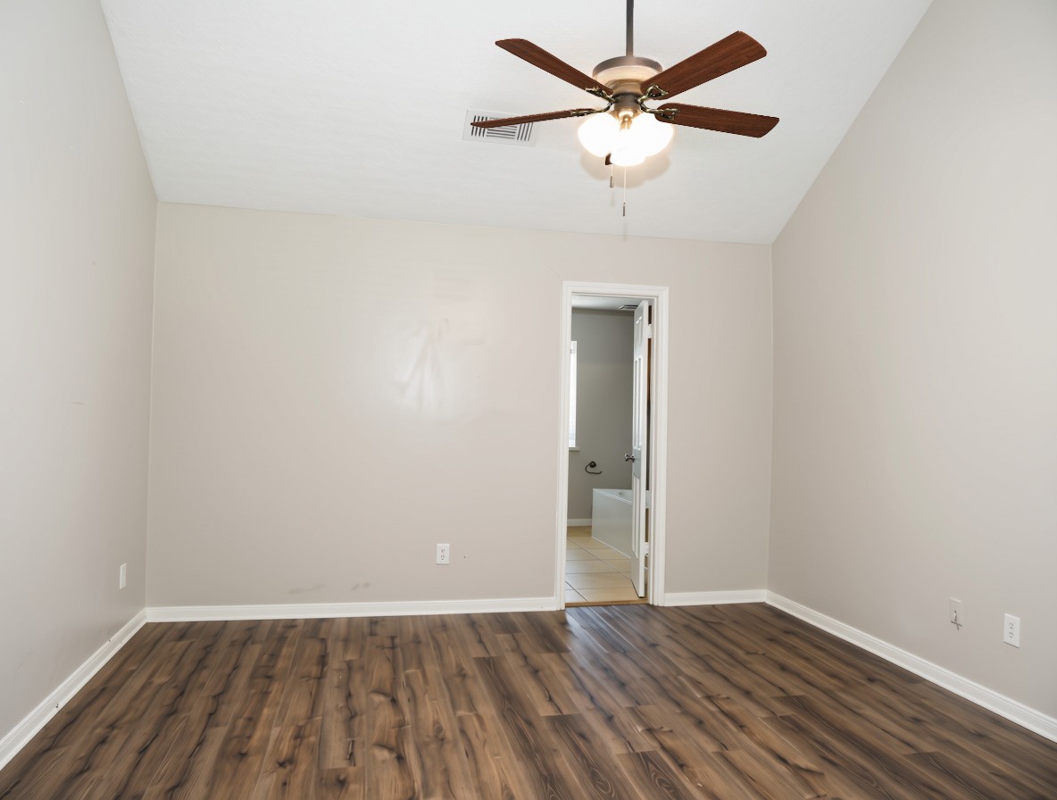 2118 Waterfall Drive Property Photo 20