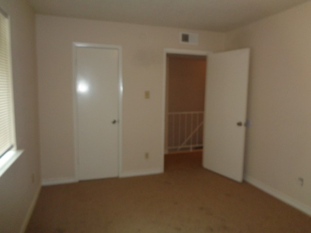 5644 Birchmont Drive C Property Photo 11