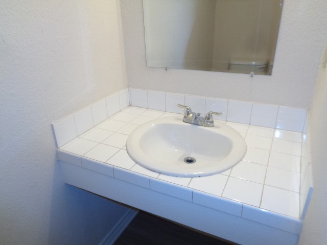 5644 Birchmont Drive C Property Photo 16