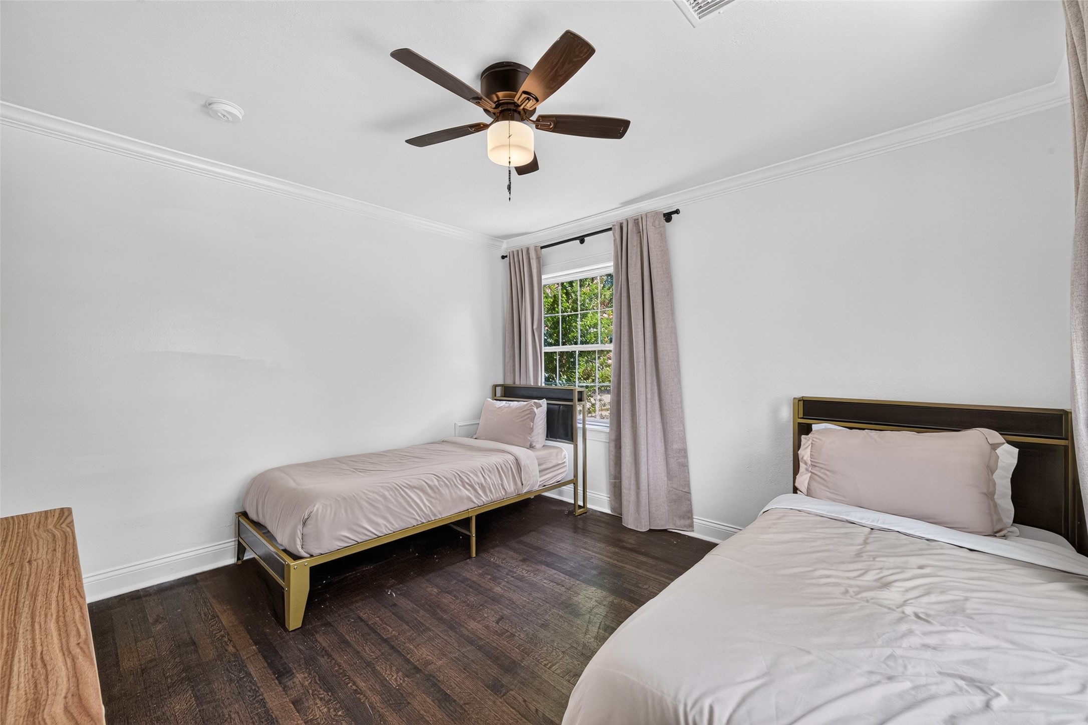 6605 Winton Street Property Photo 35