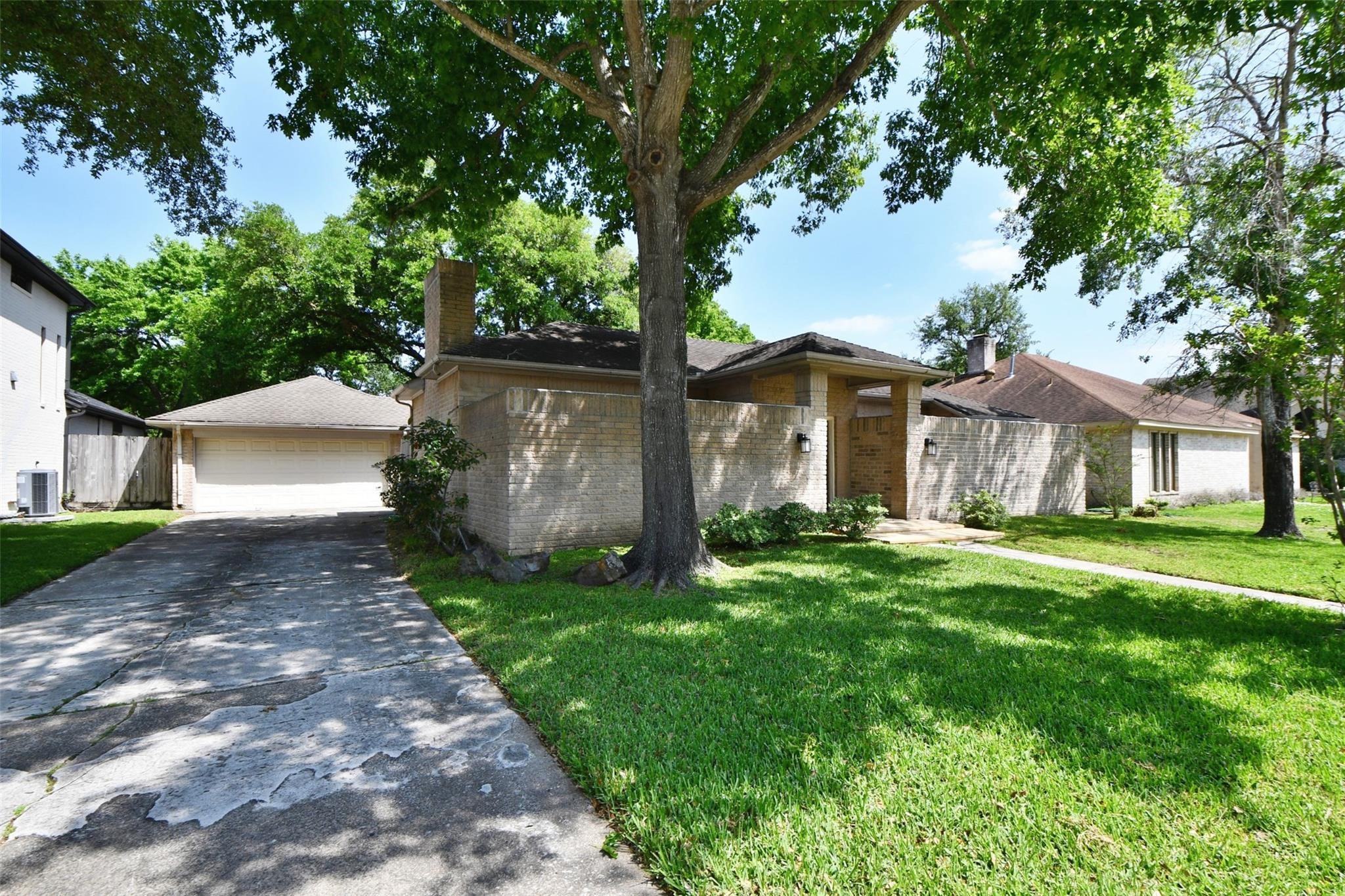 7718 Moondance Lane Property Photo 4