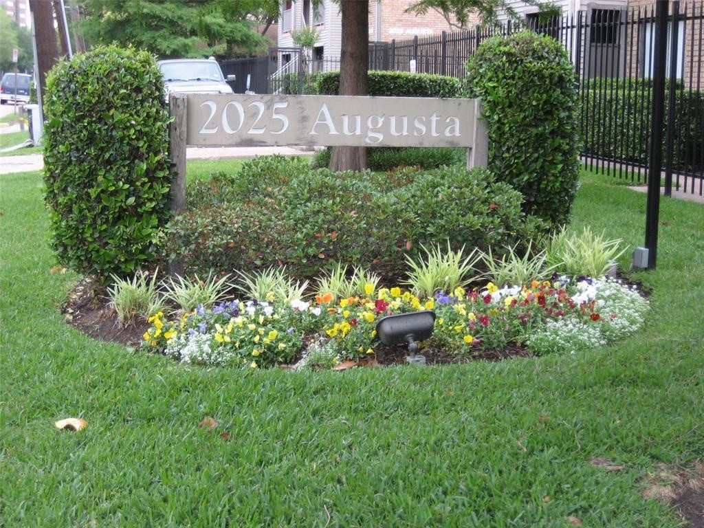 2025 Augusta Drive 605 Property Photo 27