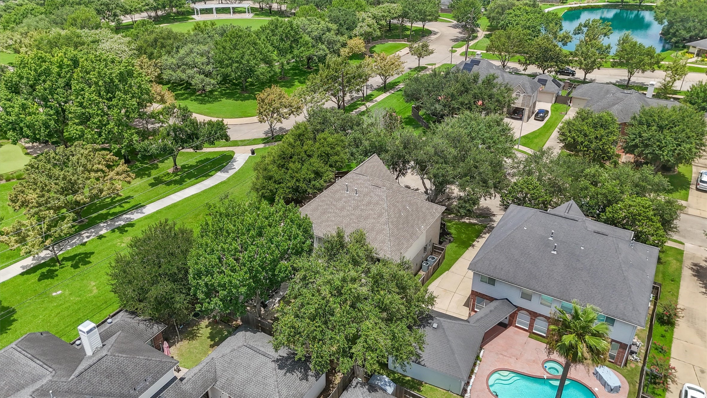 22415 Elizabeth Place Court Property Photo 28