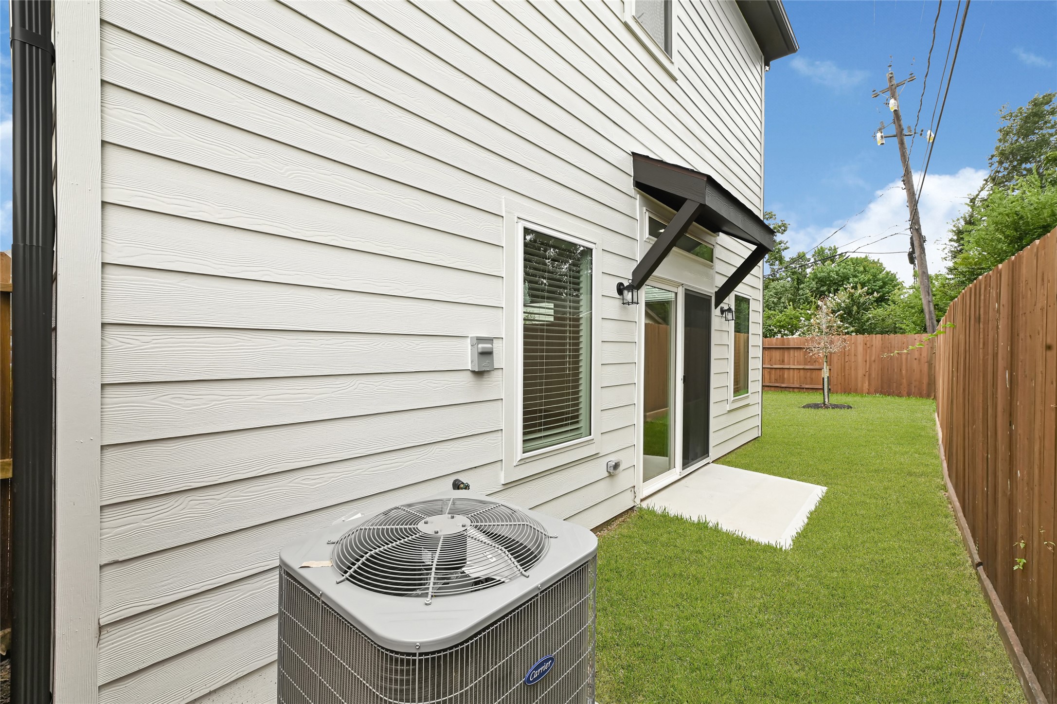 5003 Yesenia Palm Street Property Photo 24