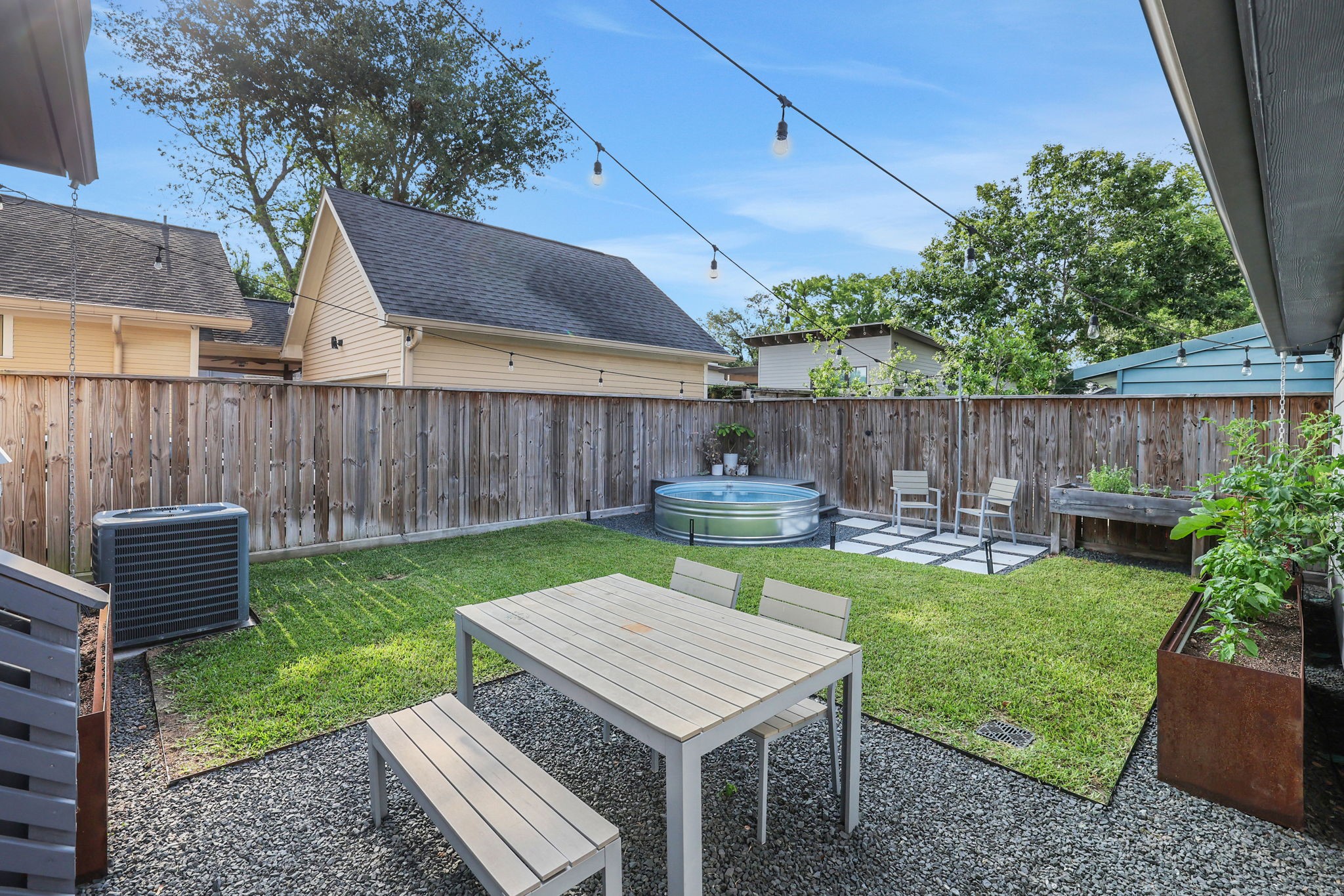 914 Robbie Street Property Photo 46
