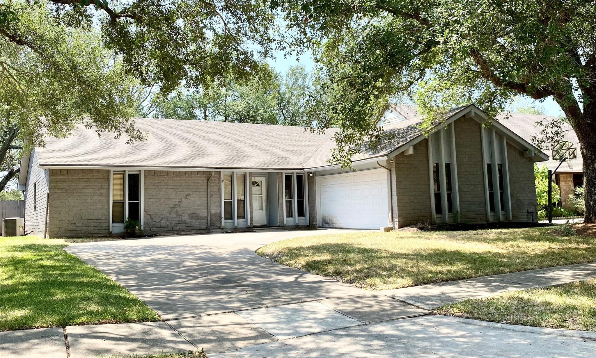 2819 Colony Drive, Sugar Land TX 77479 Property Photo 1
