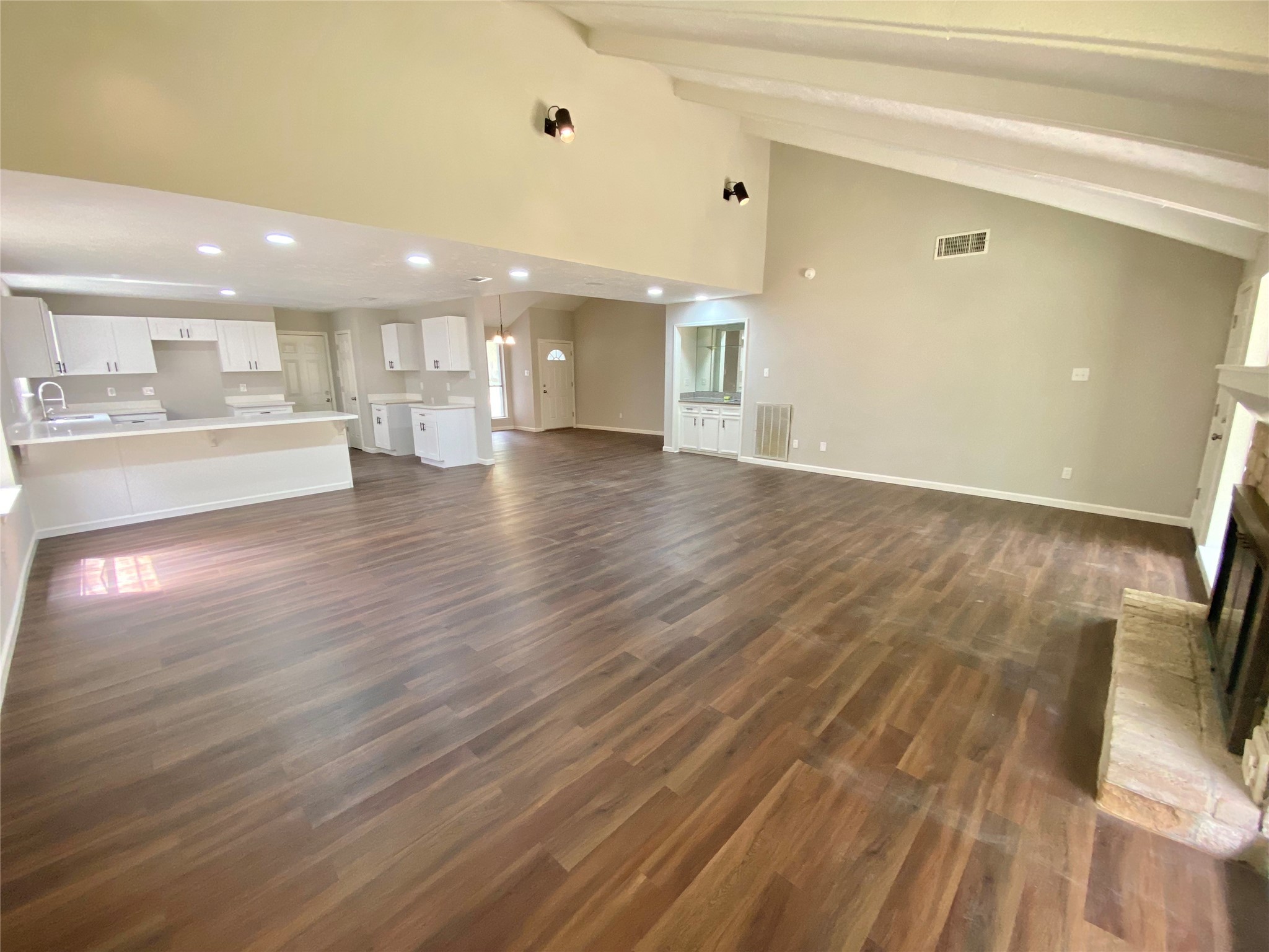 2819 Colony Drive Property Photo 8