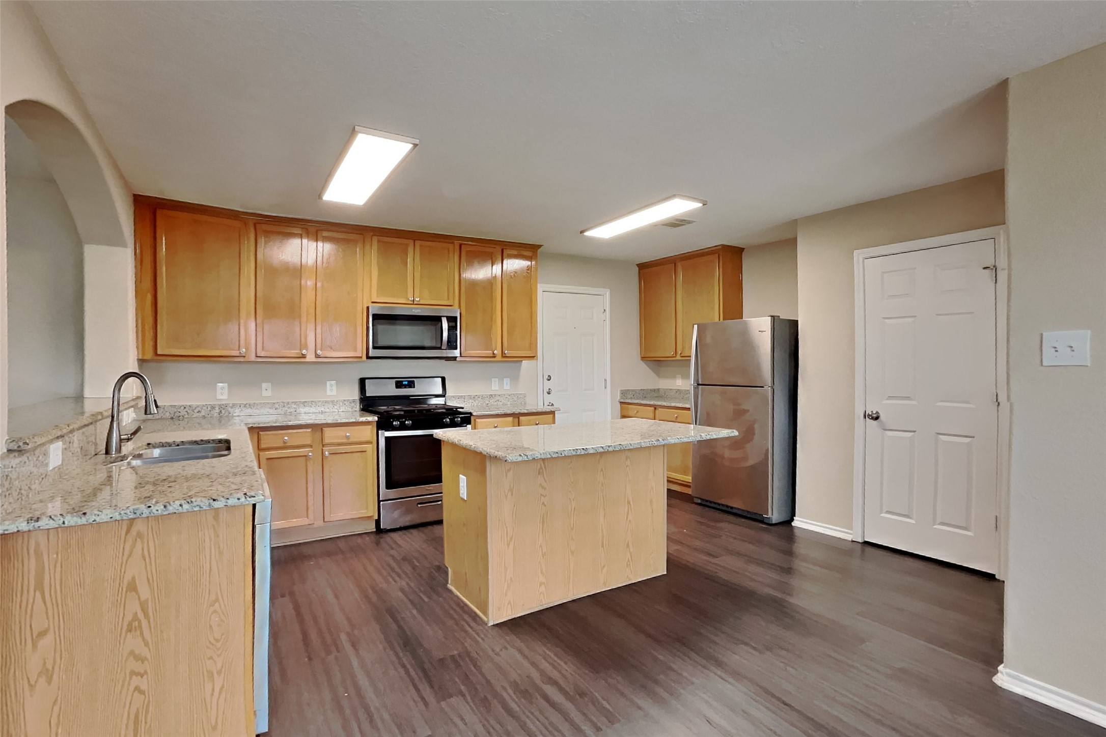 6407 Bennington Spgs Drive Property Photo 4