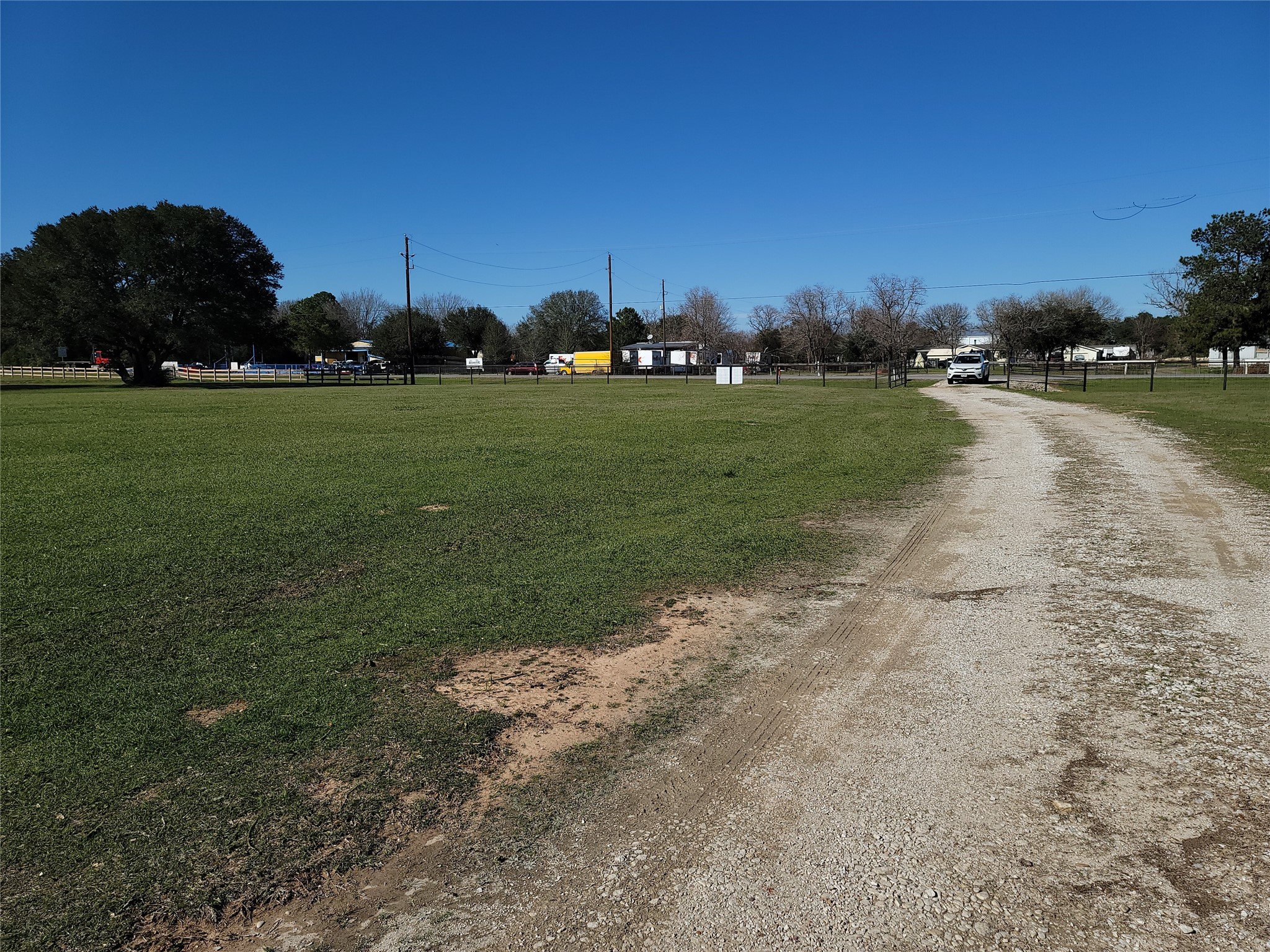 28302 Piney Corners Property Photo 10