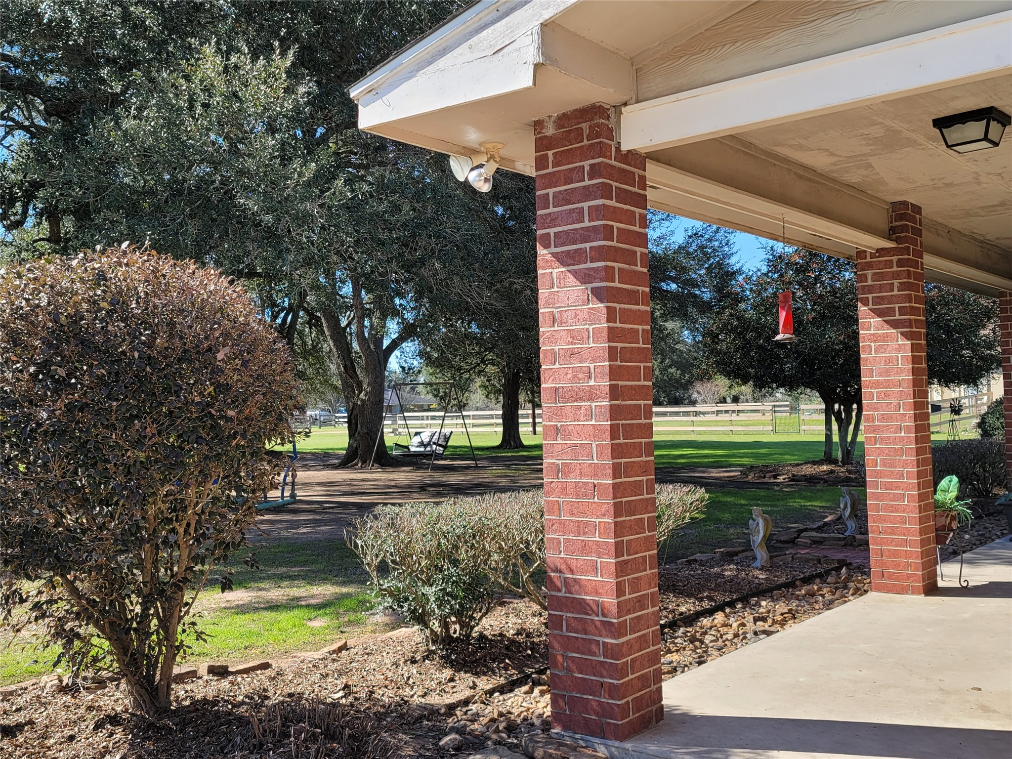 28302 Piney Corners Property Photo 24