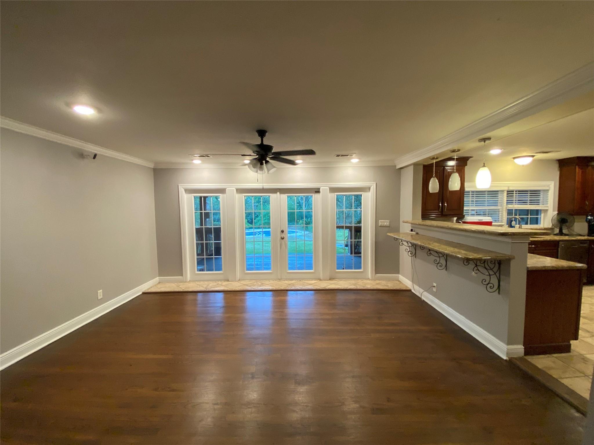 8628 Highway 6 Property Photo 6