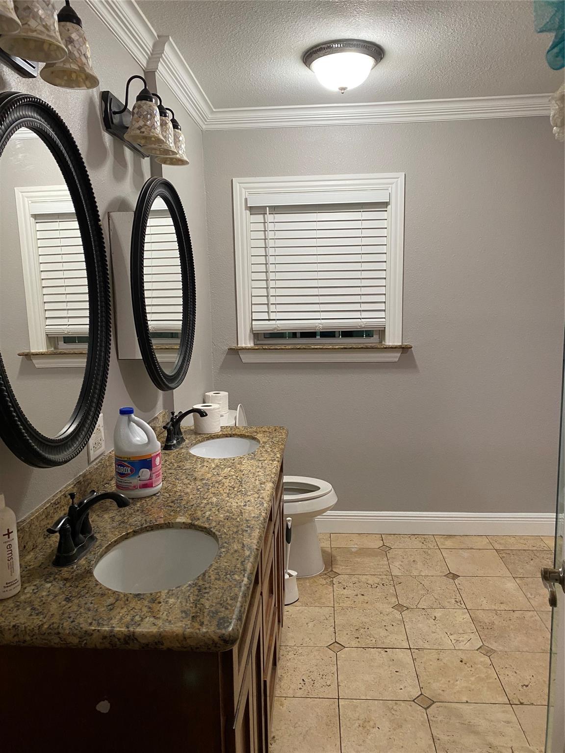 8628 Highway 6 Property Photo 12
