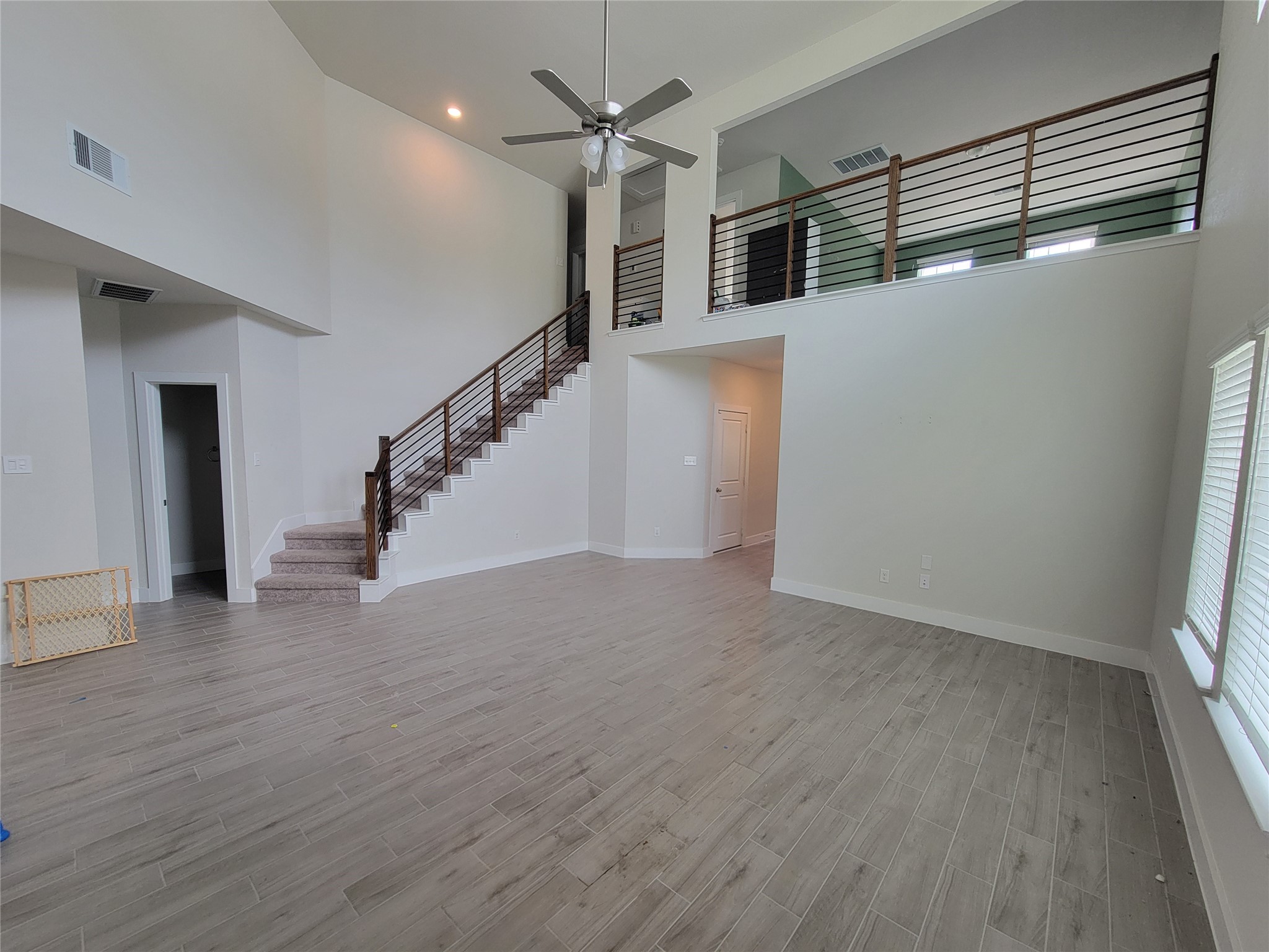 2347 Ridgewood Drive Property Photo 8