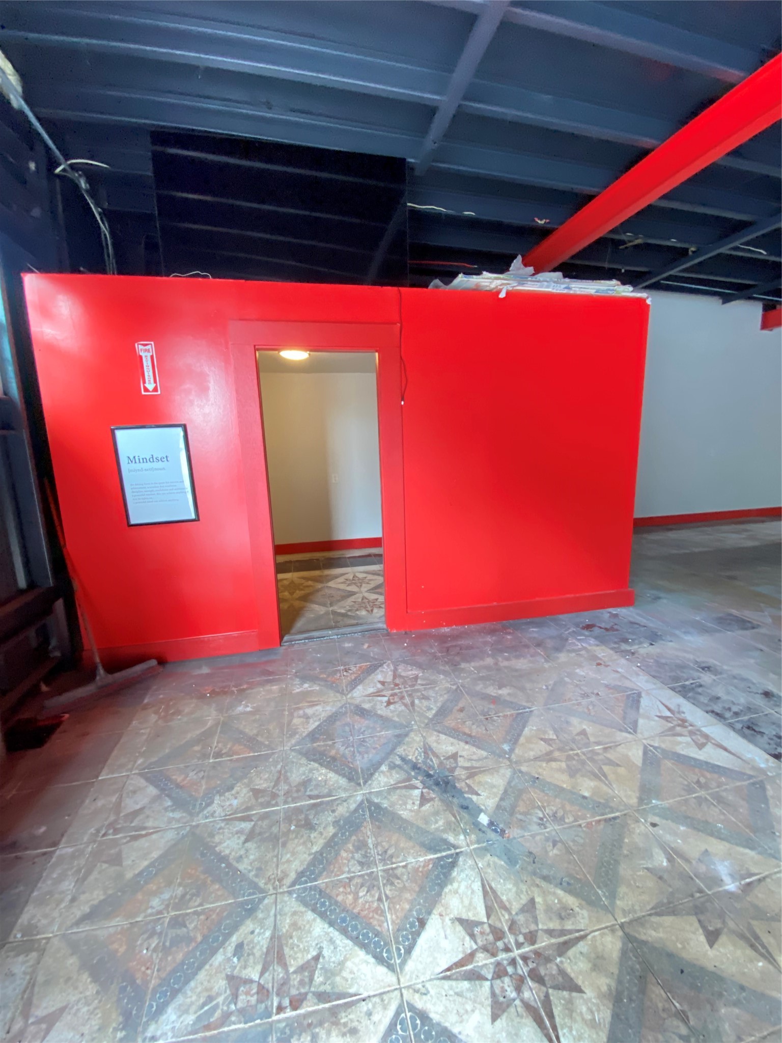 10326 Antoine Drive Property Photo 4