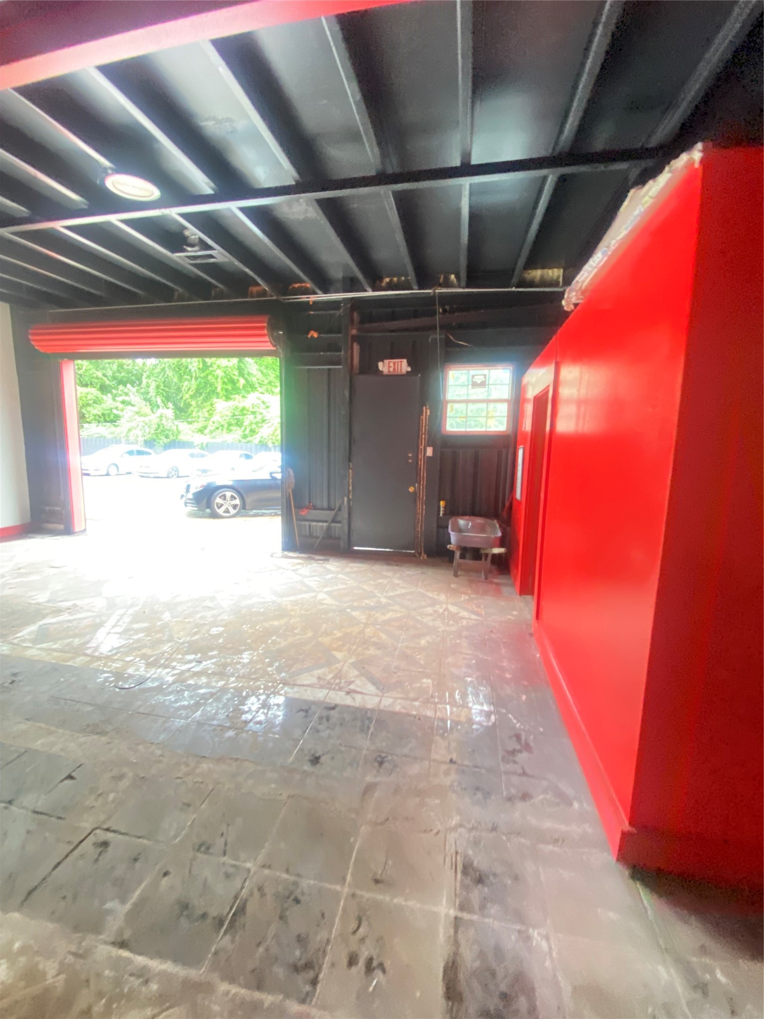 10326 Antoine Drive Property Photo 17