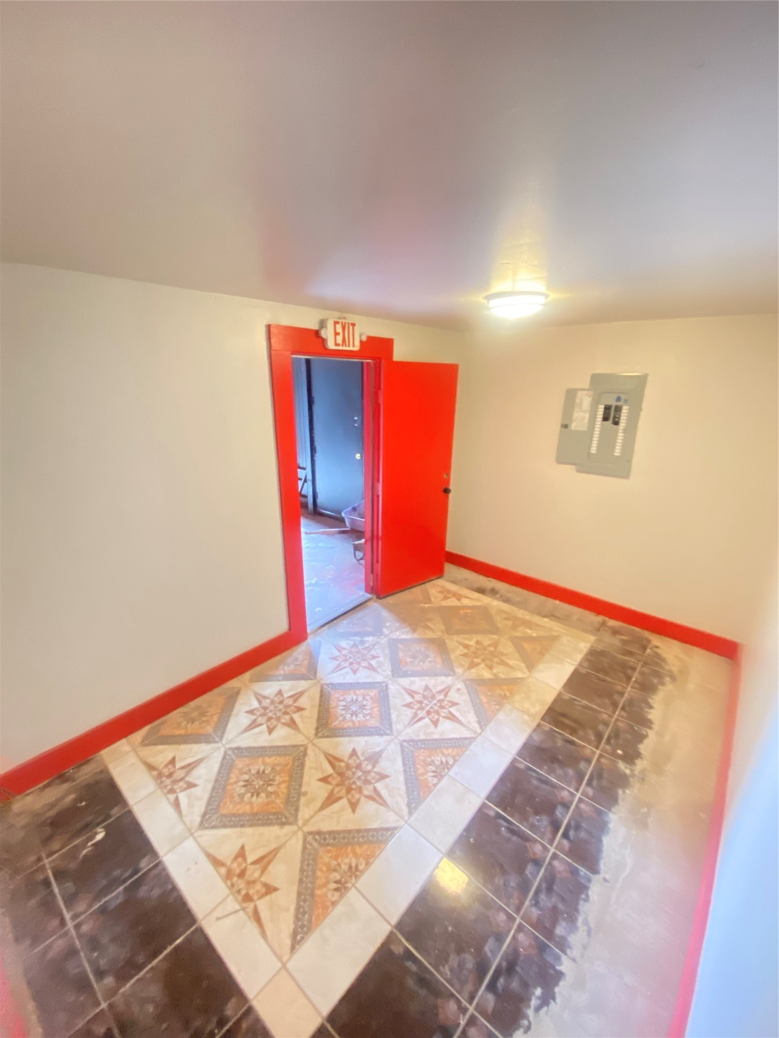 10326 Antoine Drive Property Photo 21