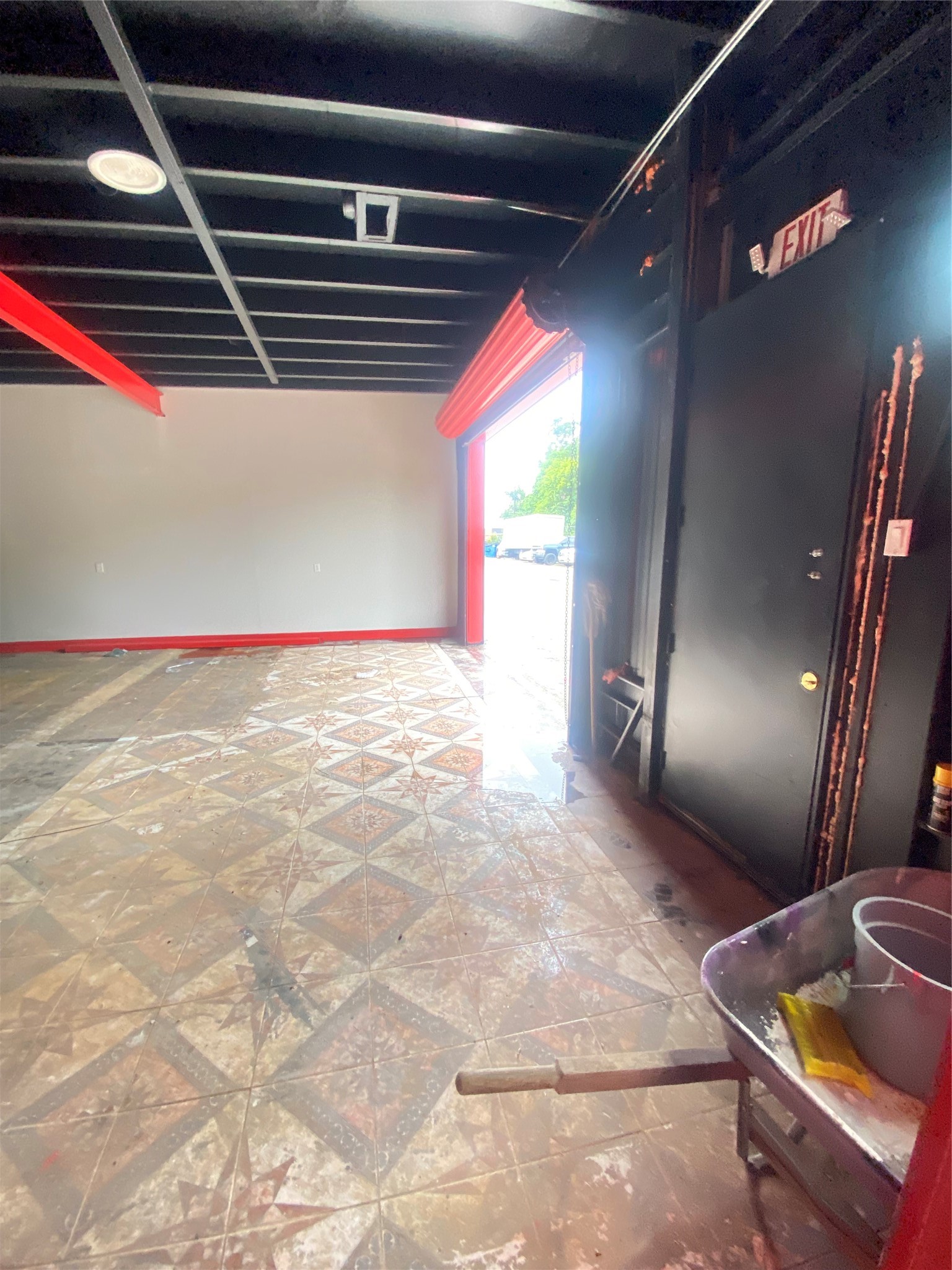 10326 Antoine Drive Property Photo 22