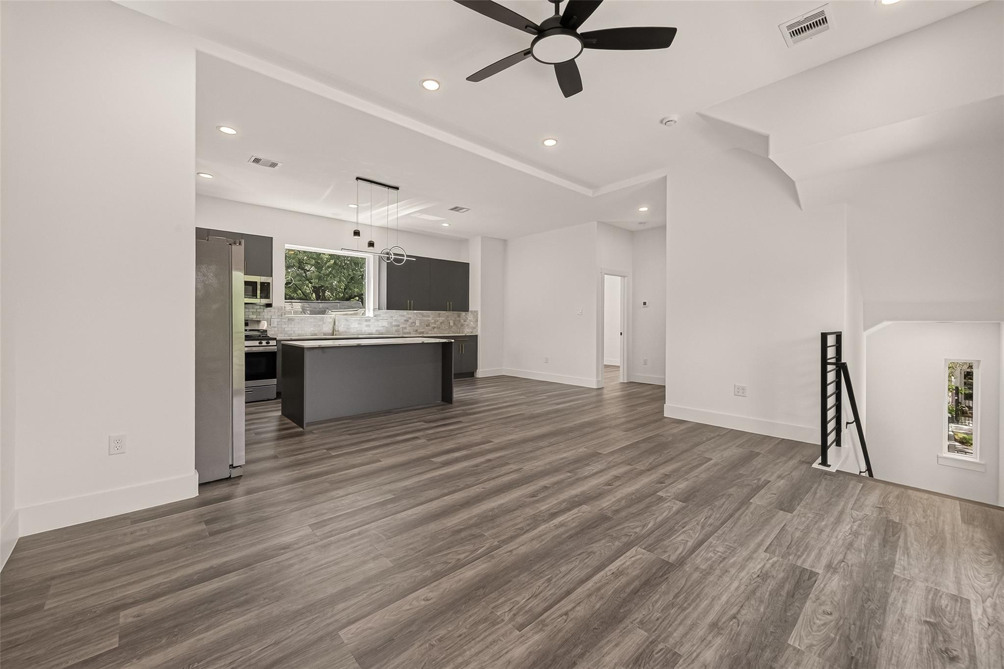 2711 Dennis Street, Houston Tx 77004 Property Photo 9