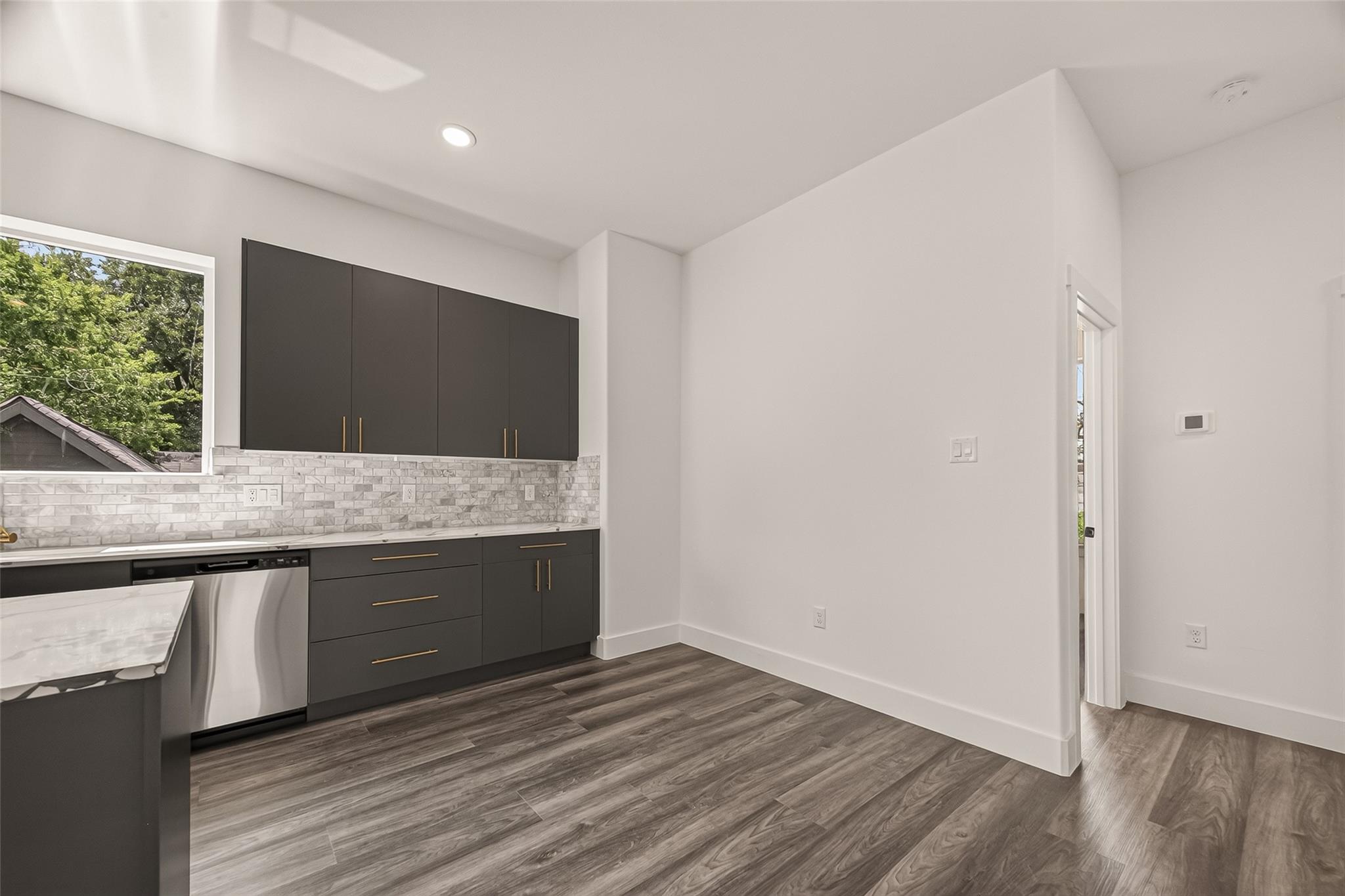 2711 Dennis Street, Houston Tx 77004 Property Photo 11