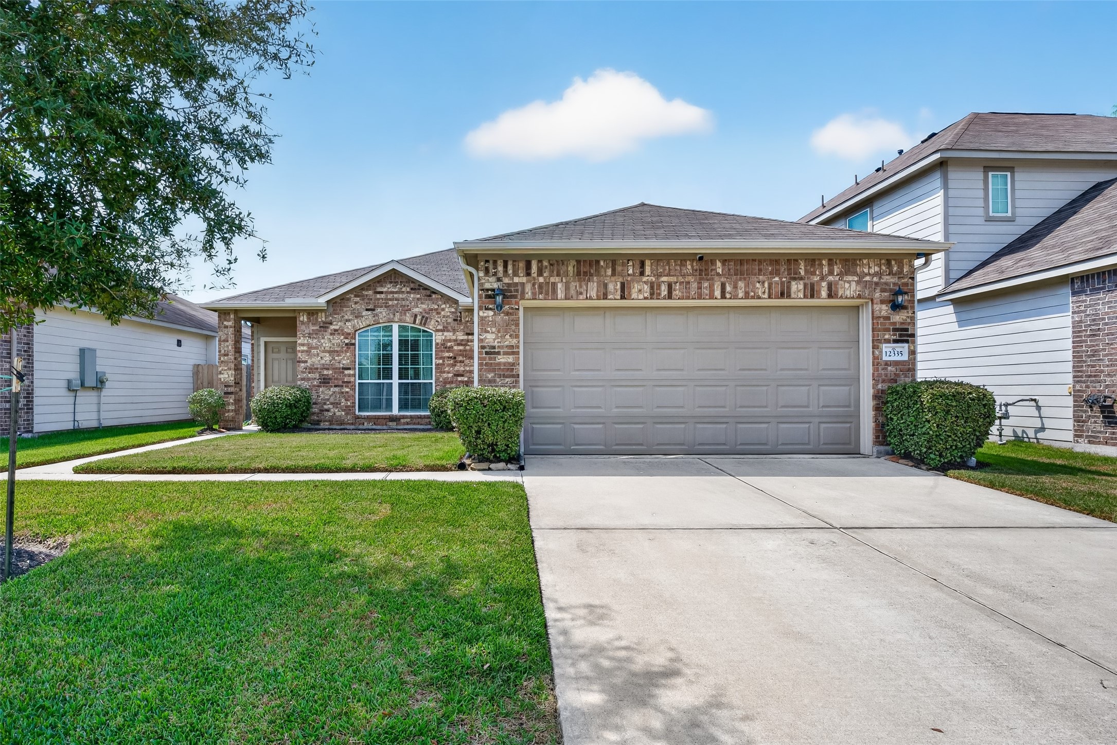 12335 King Henry Dr Property Photo 1