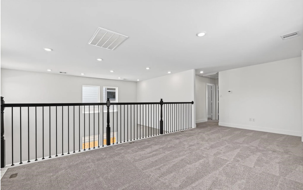 702 Sonfield Drive Property Photo 24
