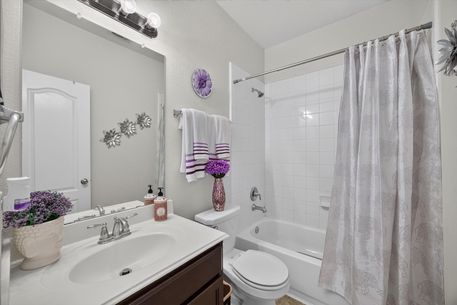 2423 Cold River Drive Property Photo 22