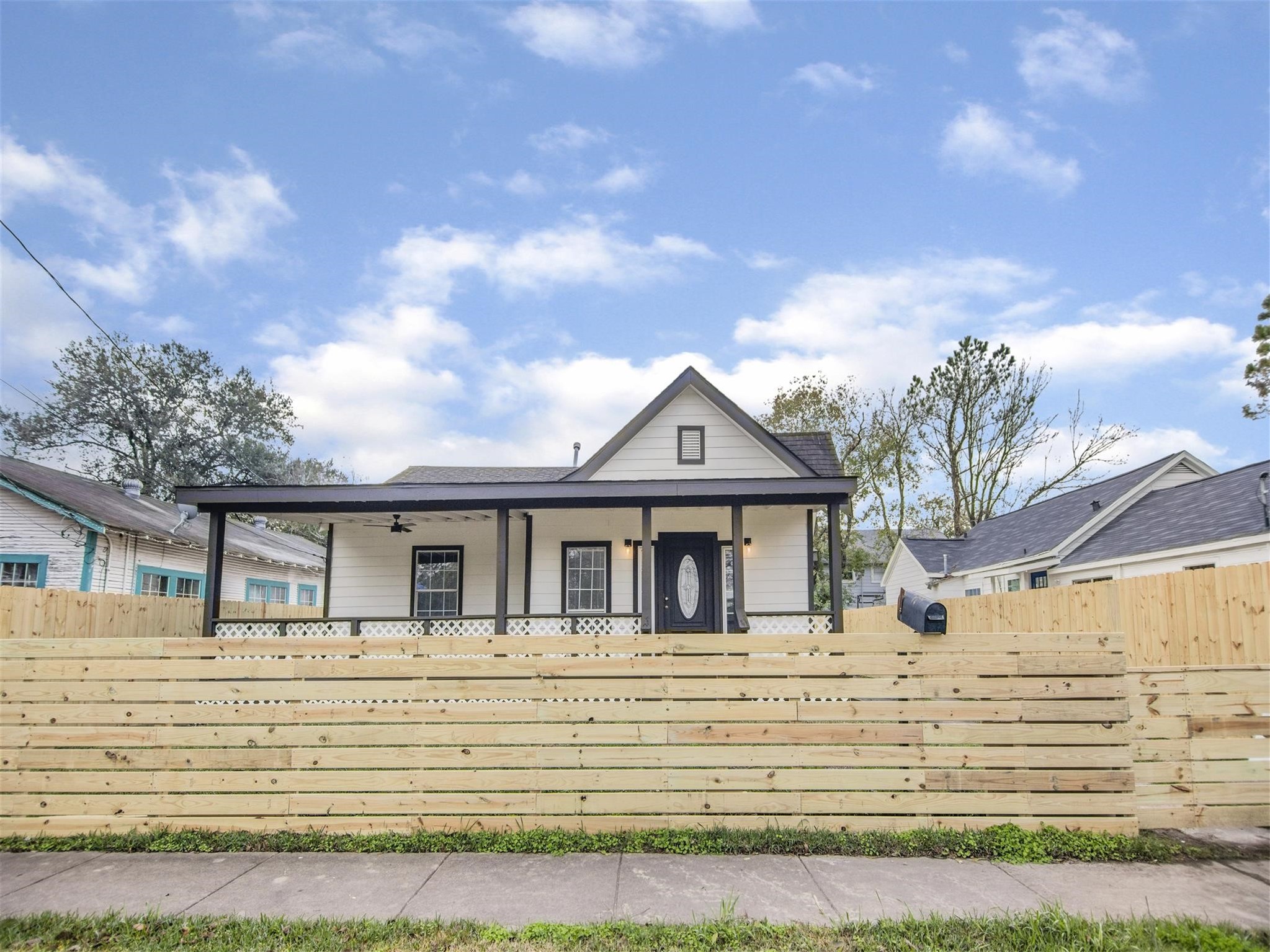 5108 Clay Street Property Photo 1