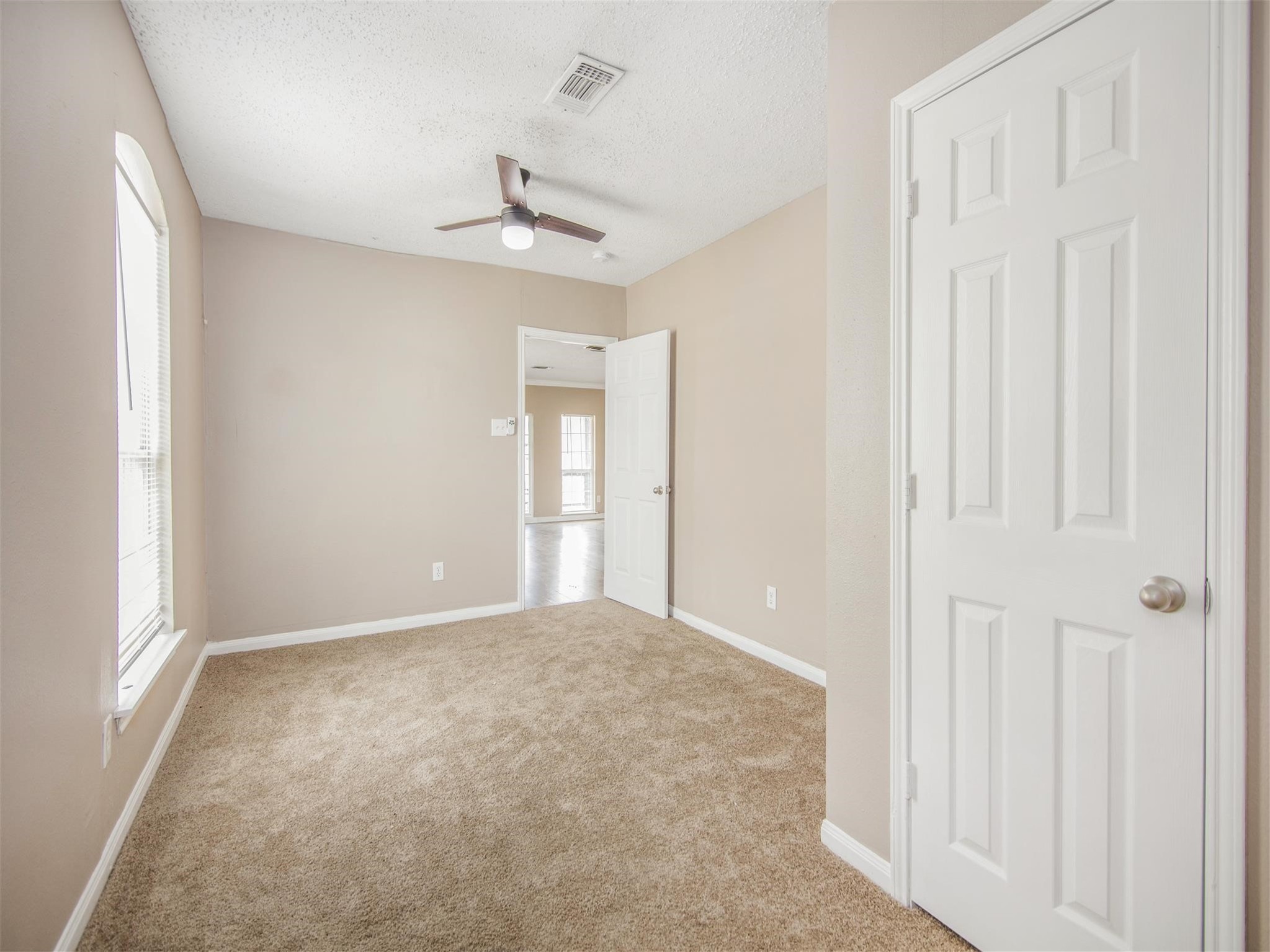 5108 Clay Street Property Photo 18