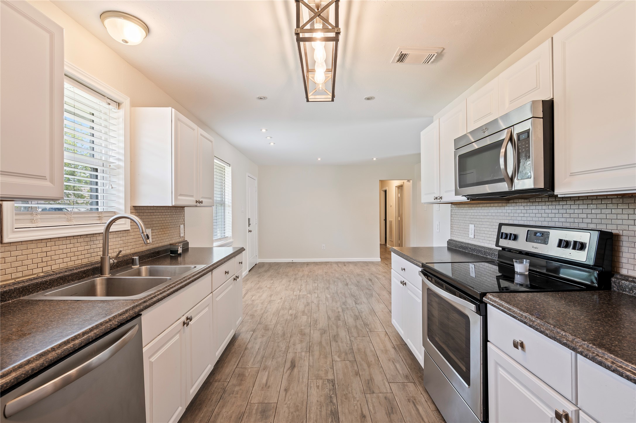 3231 W Meadow Lane Property Photo 18
