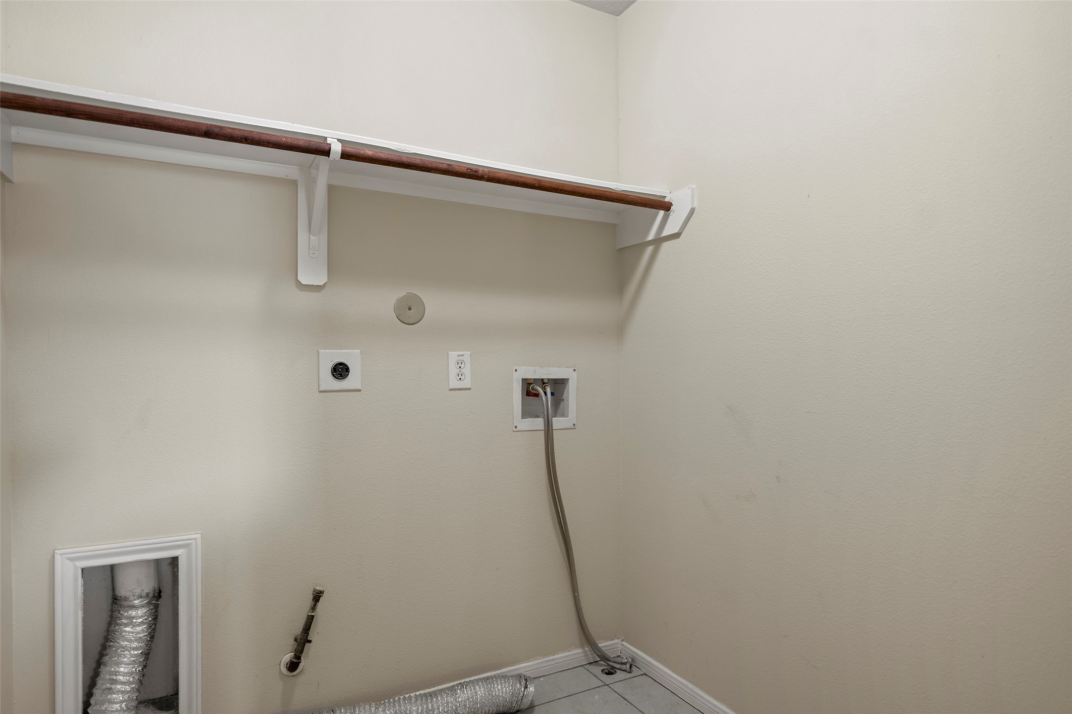 3535 Clipper Winds Way Property Photo 34