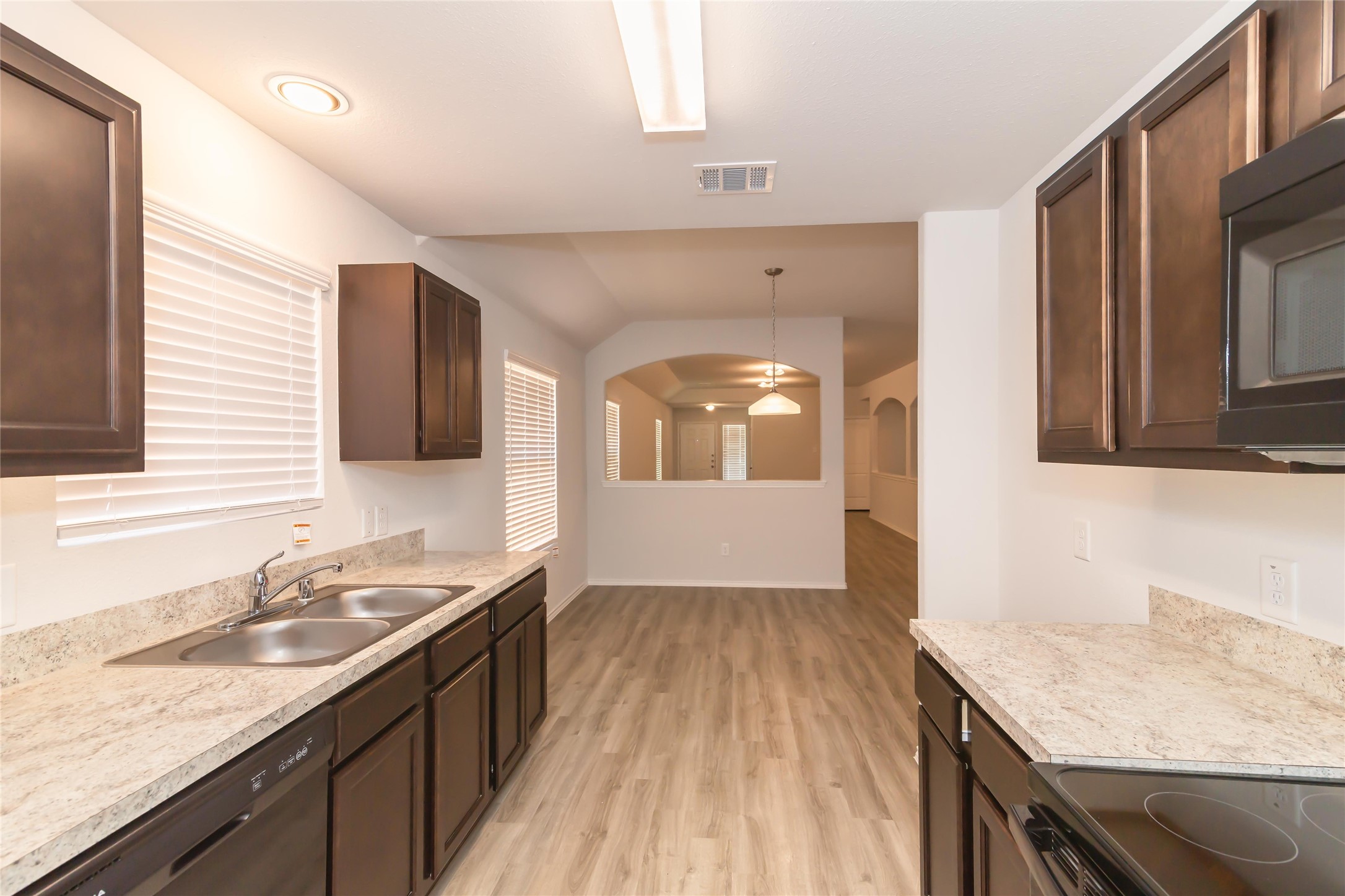 24342 Amaldi Court Property Photo 3