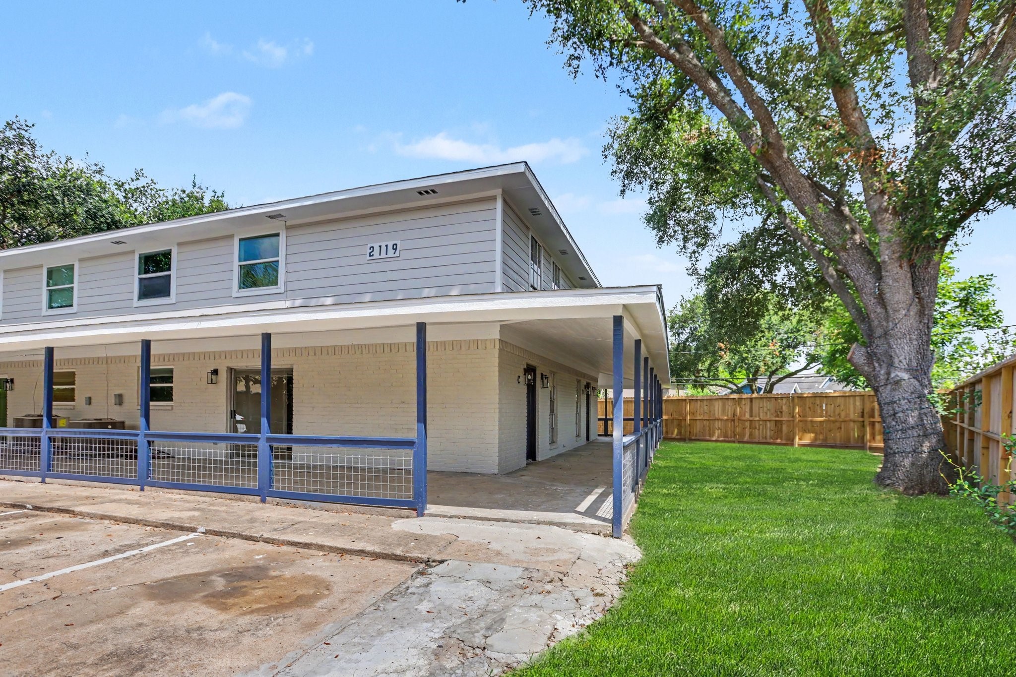 2119 Barr Street D Property Photo 16