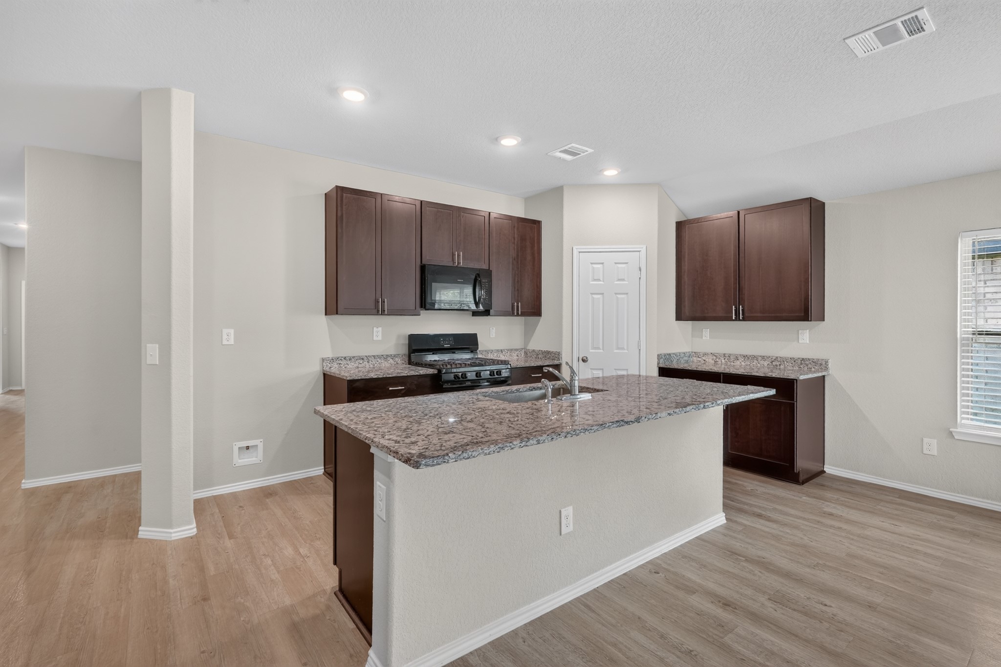 168 Ashe Juniper Way Property Photo 9