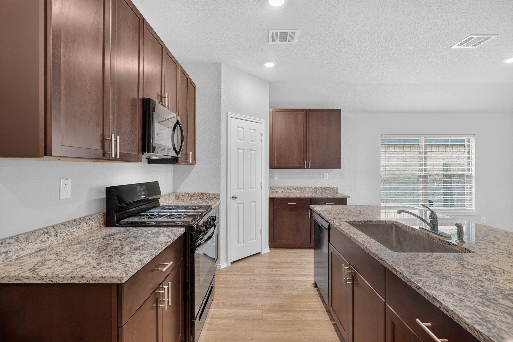 168 Ashe Juniper Way Property Photo 12