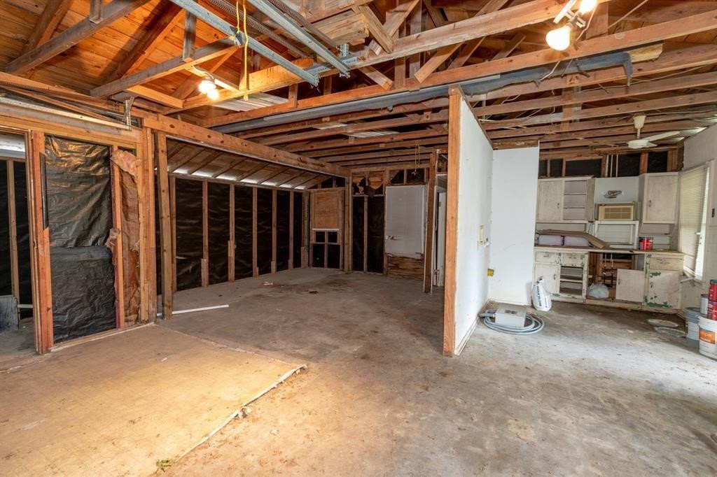 616 17th Avenue N Property Photo 18