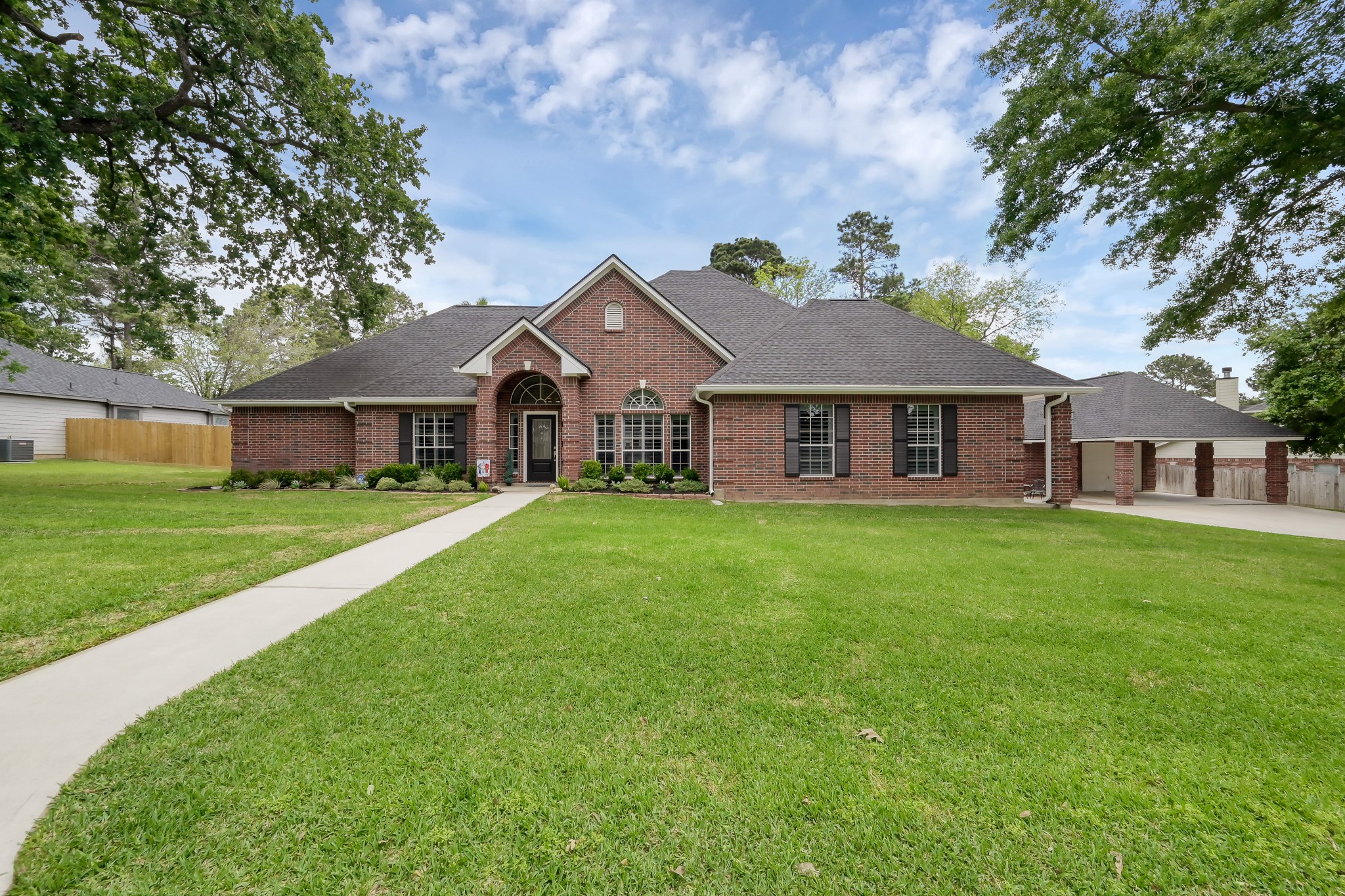 13422 Hidden Valley Drive Property Photo 3