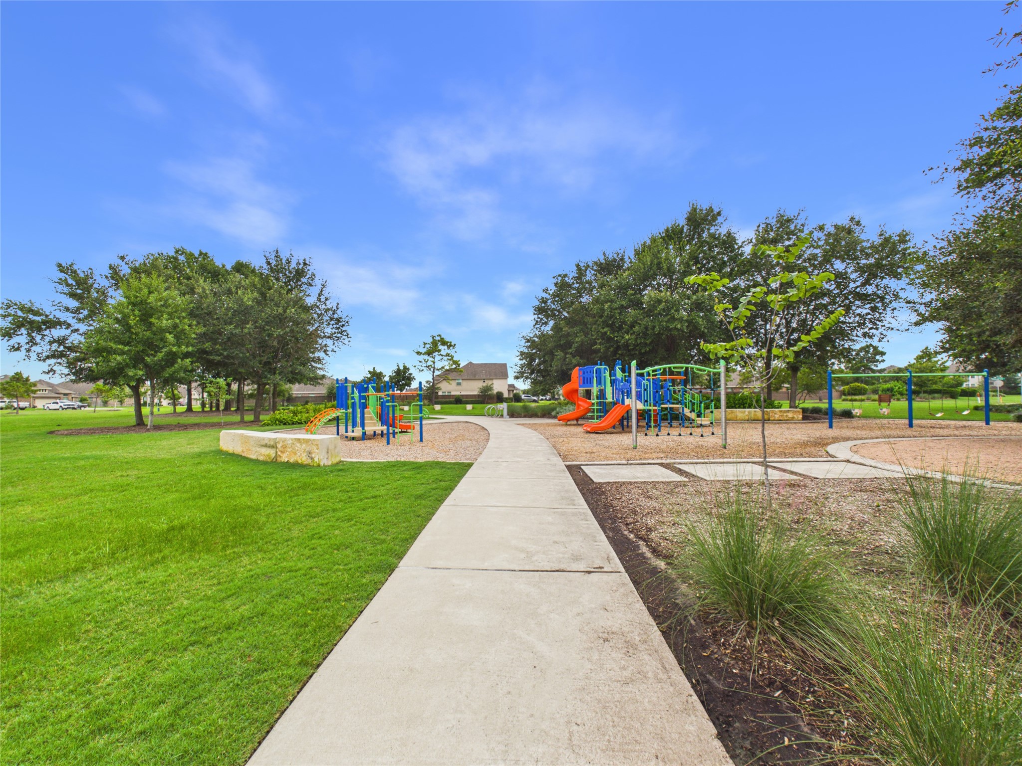 5530 Clarendon Hills Court Property Photo 46