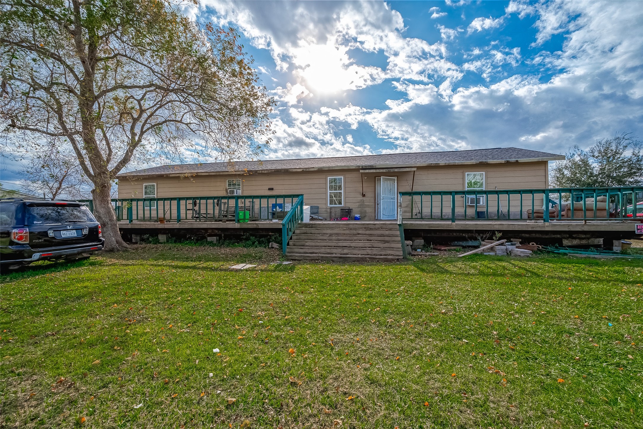 15510 Marek Lane Property Photo 1