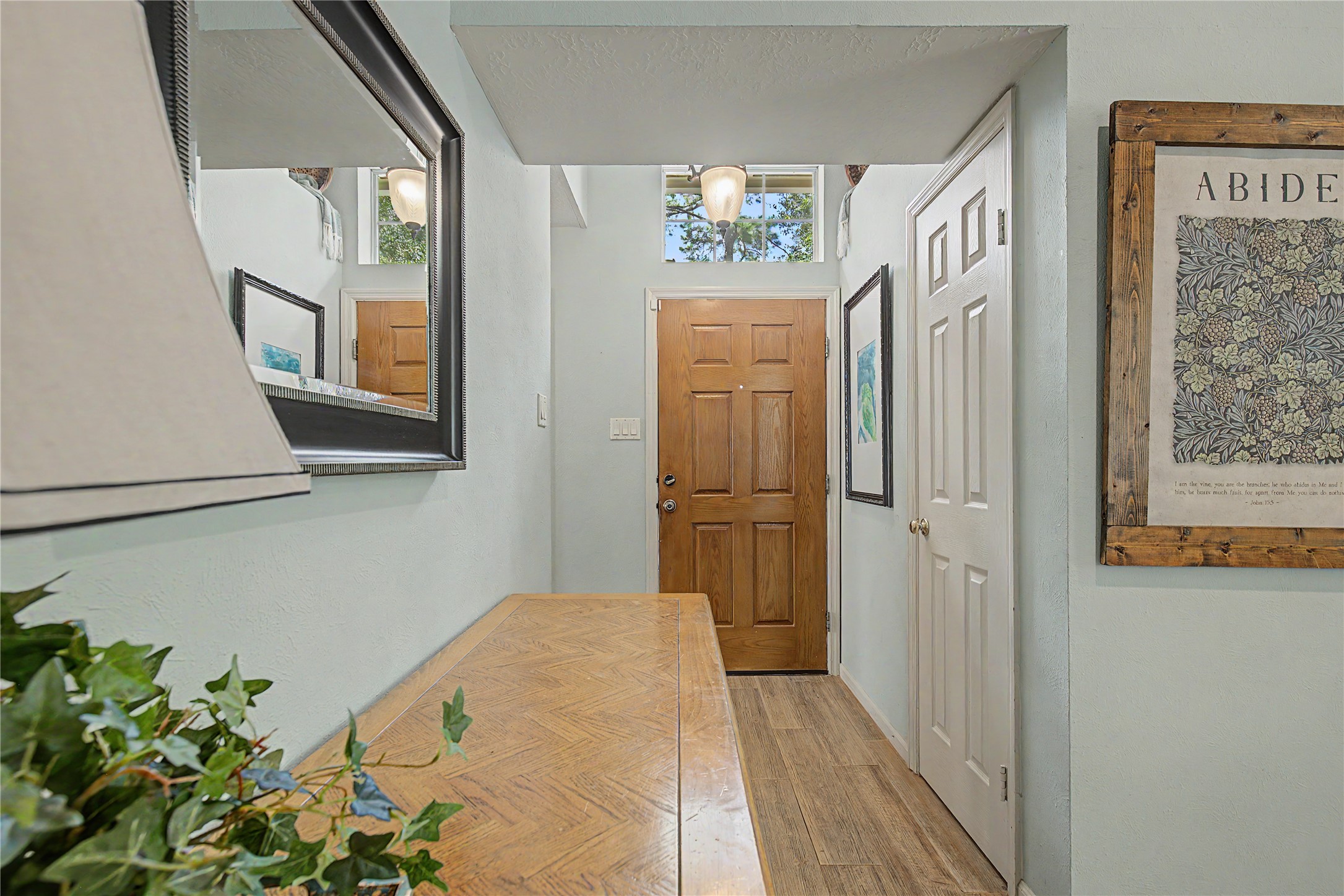 59 Laughing Brook Court Property Photo 4