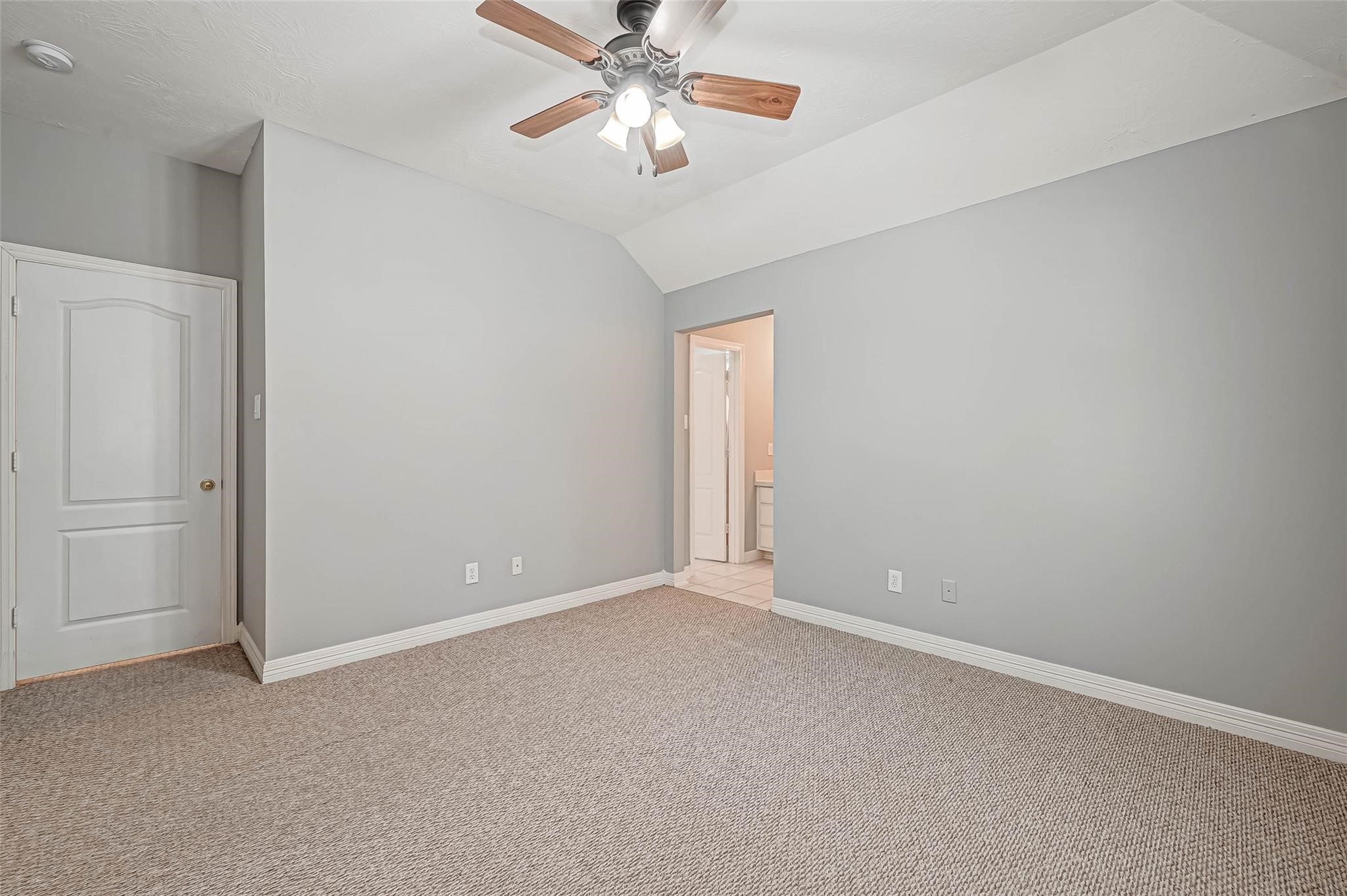6106 Laguna Del Rey Drive Property Photo 32