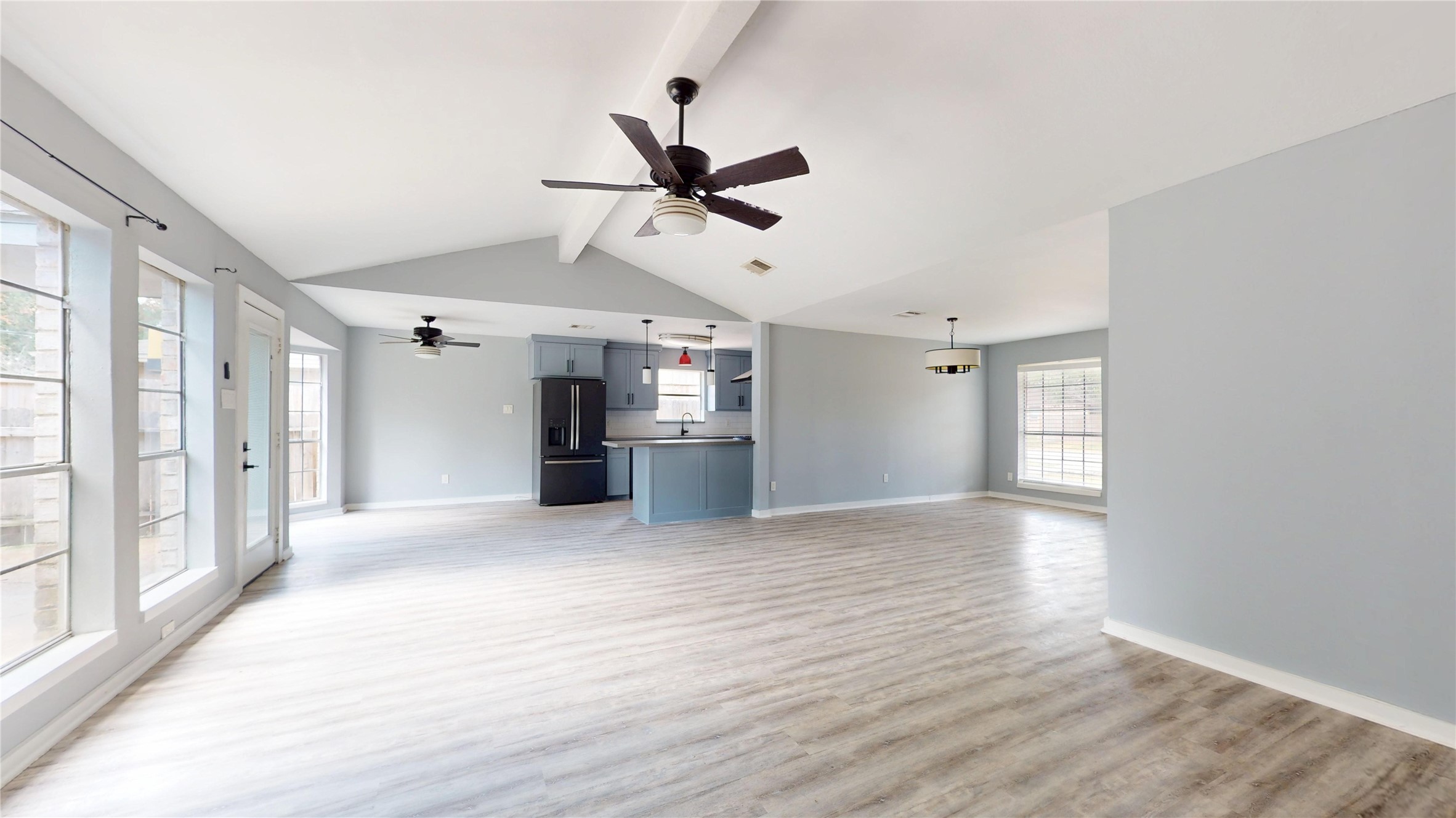 9907 Greencreek Drive Property Photo 11