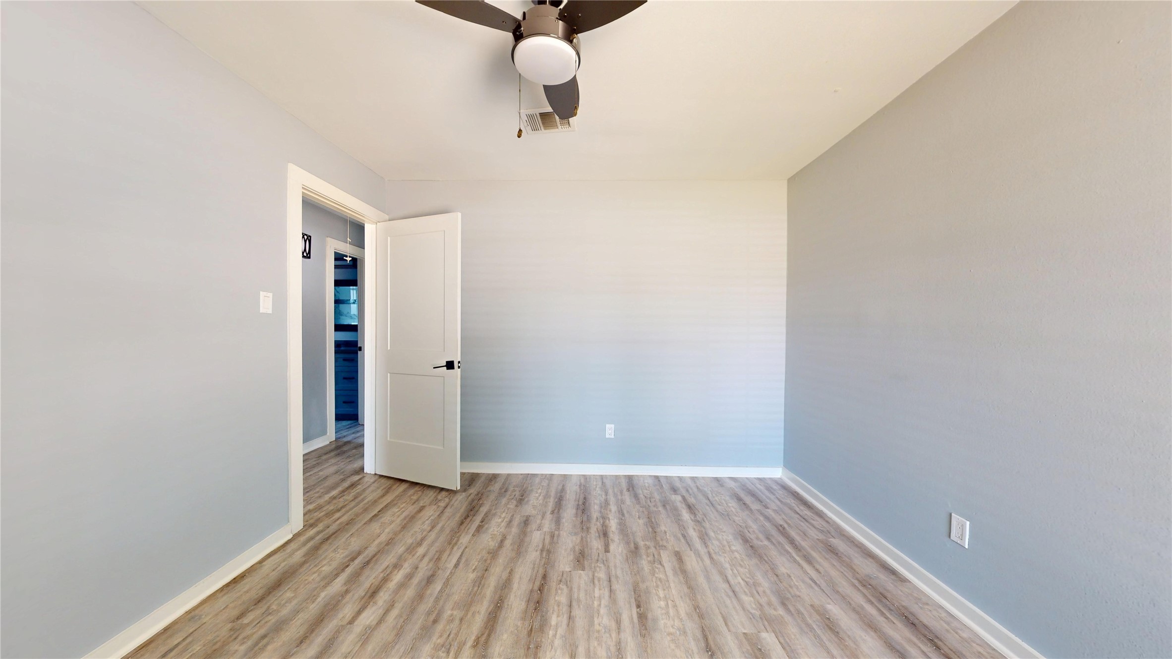 9907 Greencreek Drive Property Photo 29