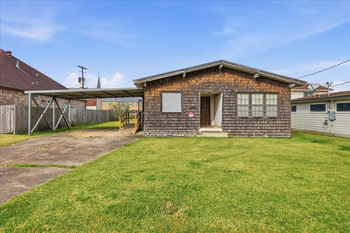 2126 7th Street Property Photo 1